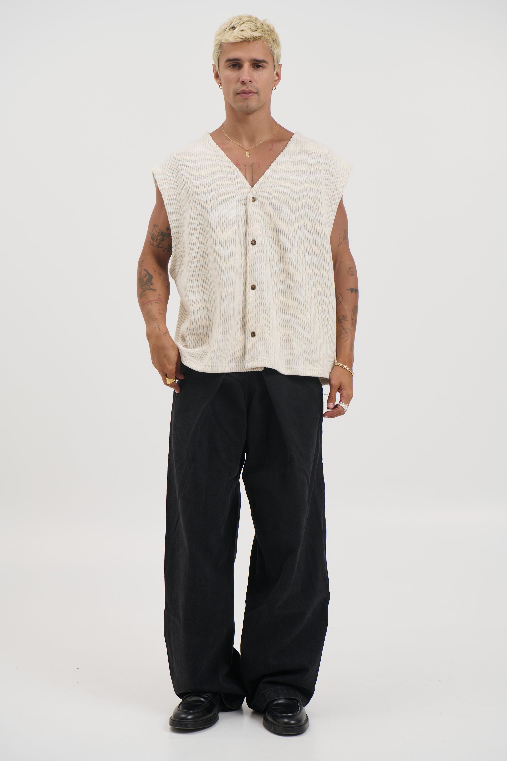 Cassius Knitted Vest Sand