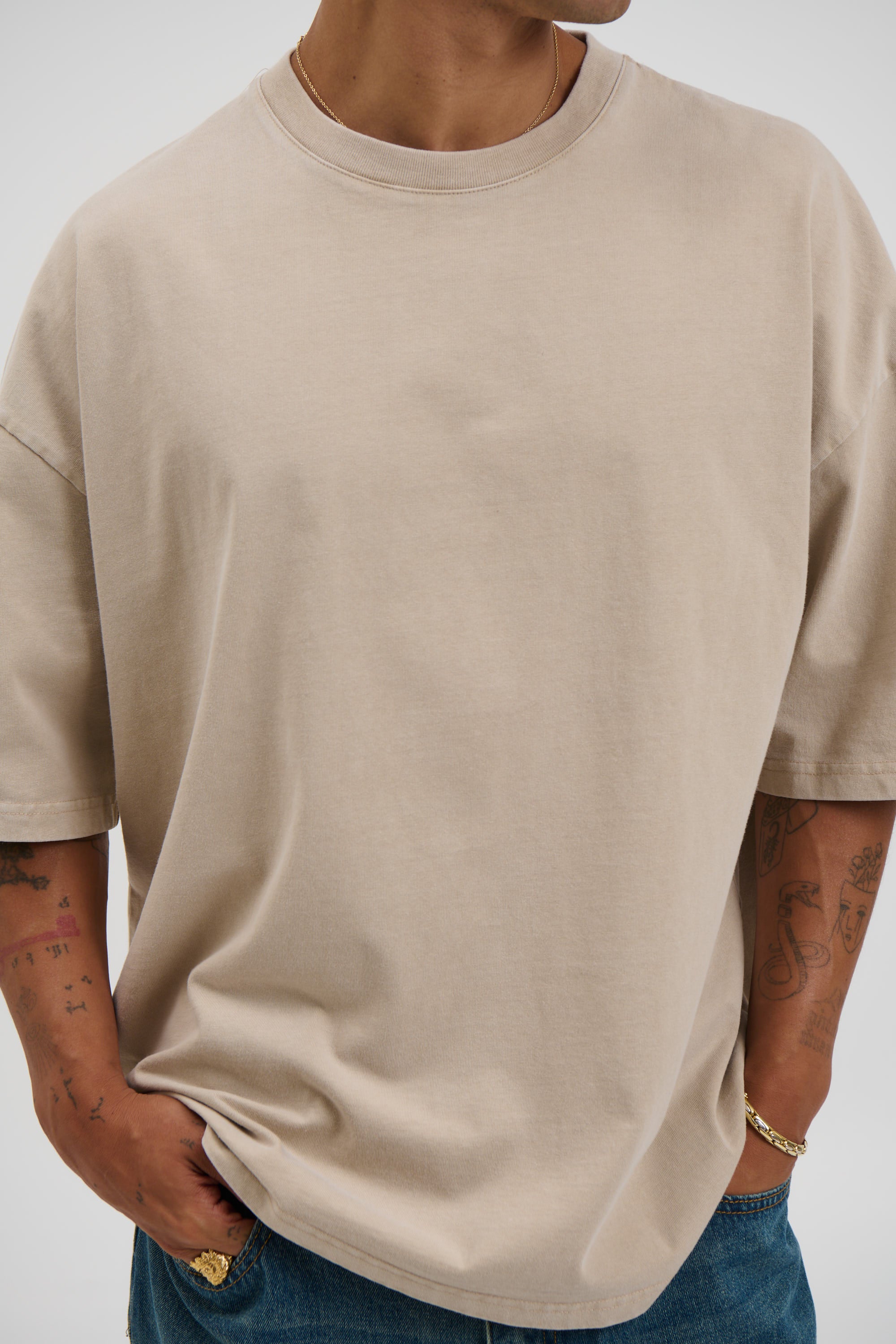 Relaxed Crew Tee Sand
