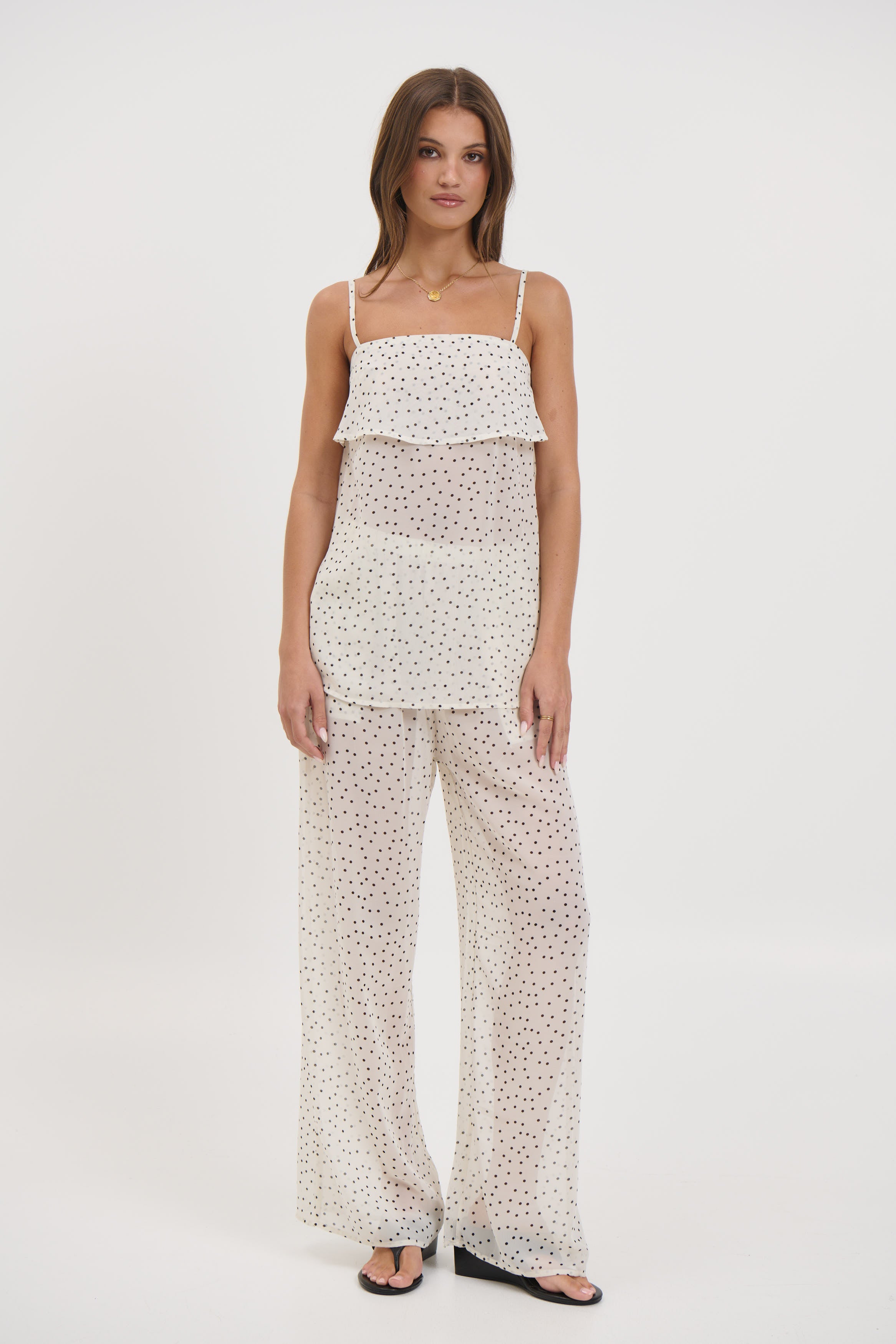 Oaklynn Sheer Set Cream