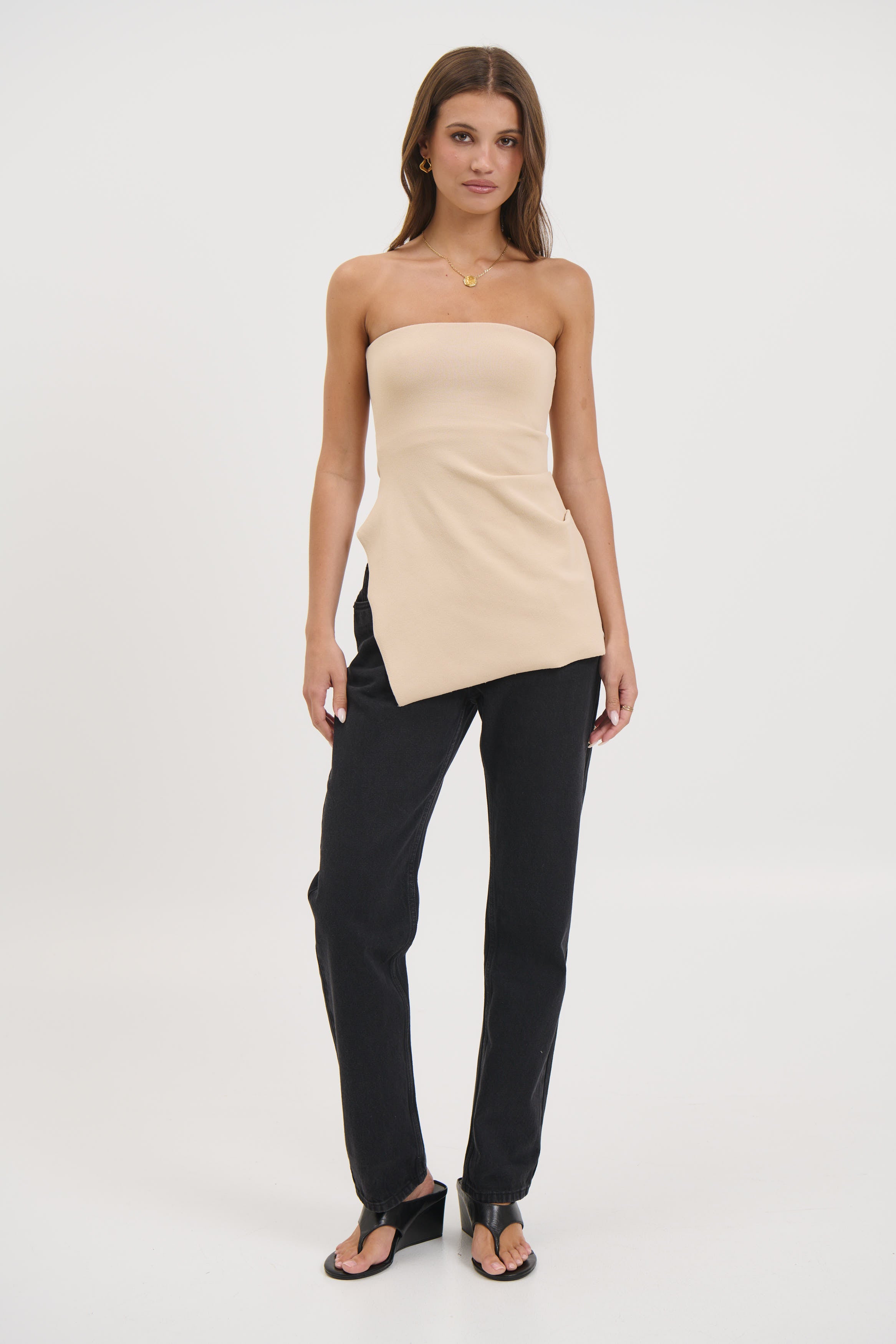 Julia Jean Backstage Black