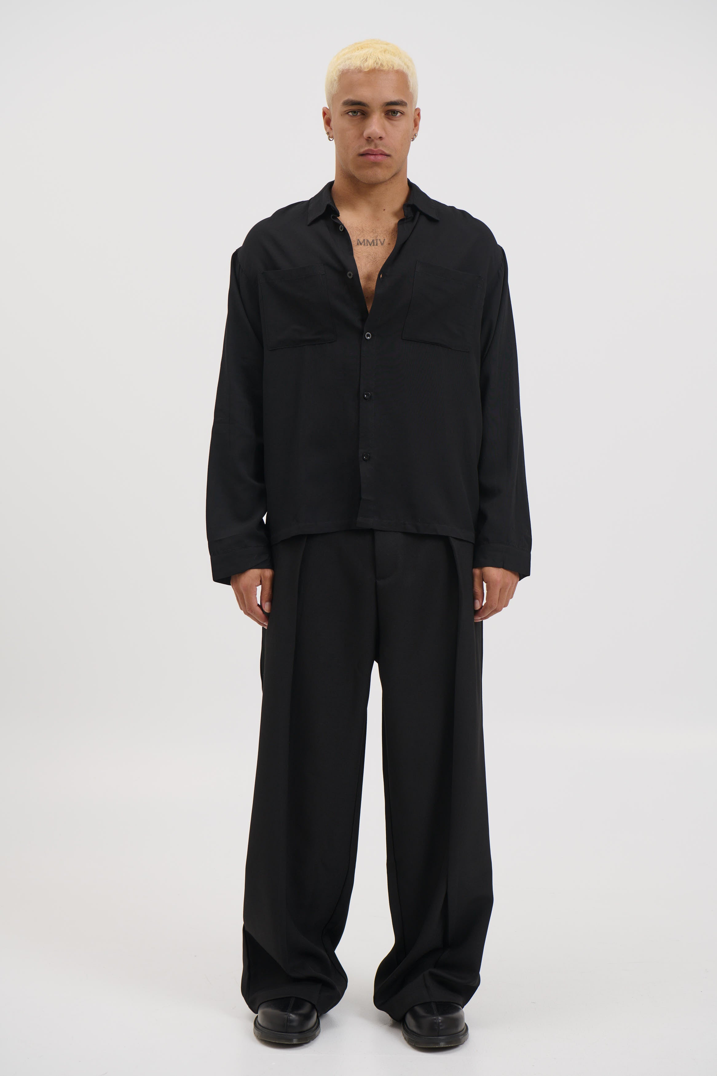 Miles Shirt Solid Black