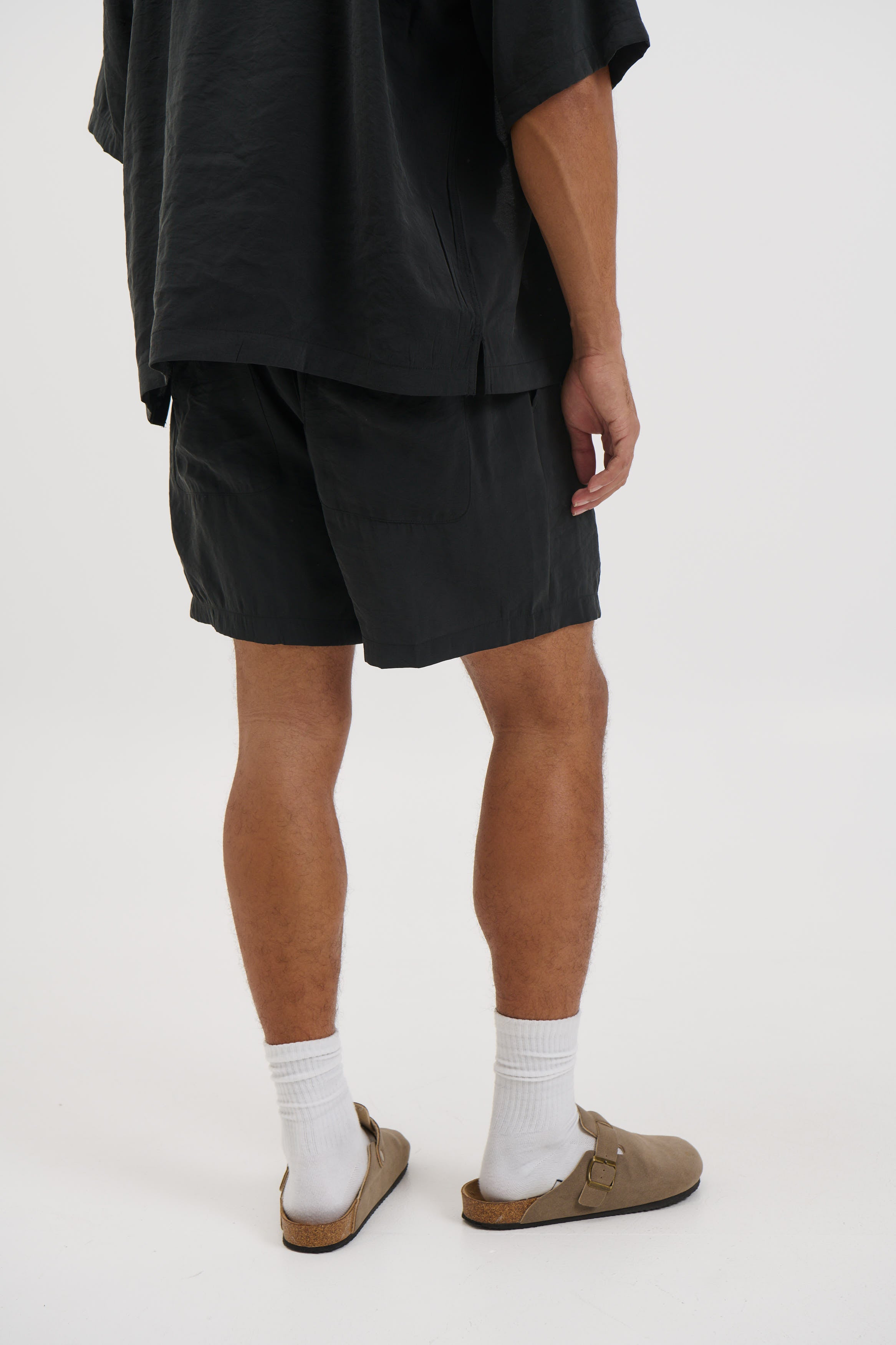 Simon Drape Short Black