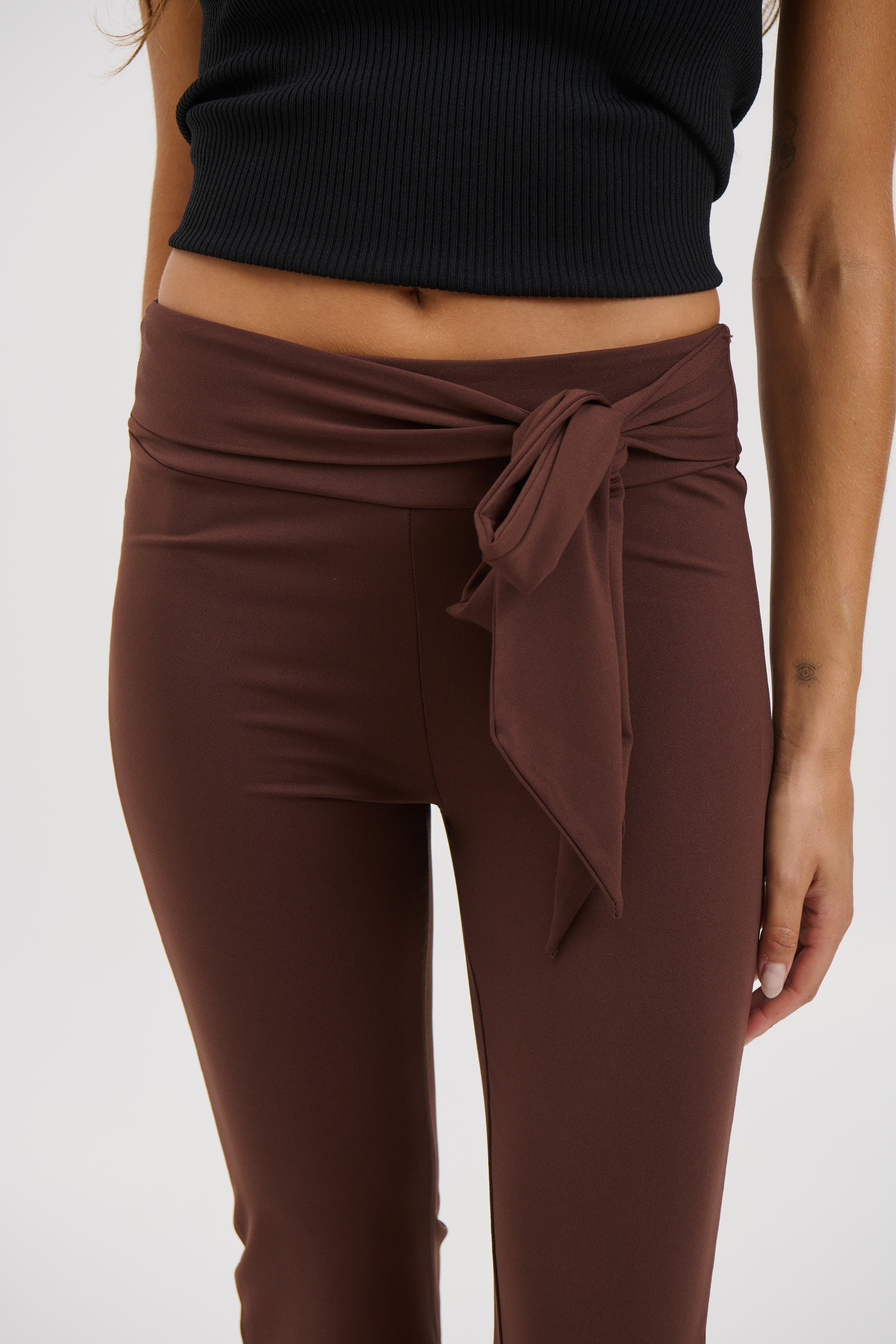 Winona Capri Chocolate