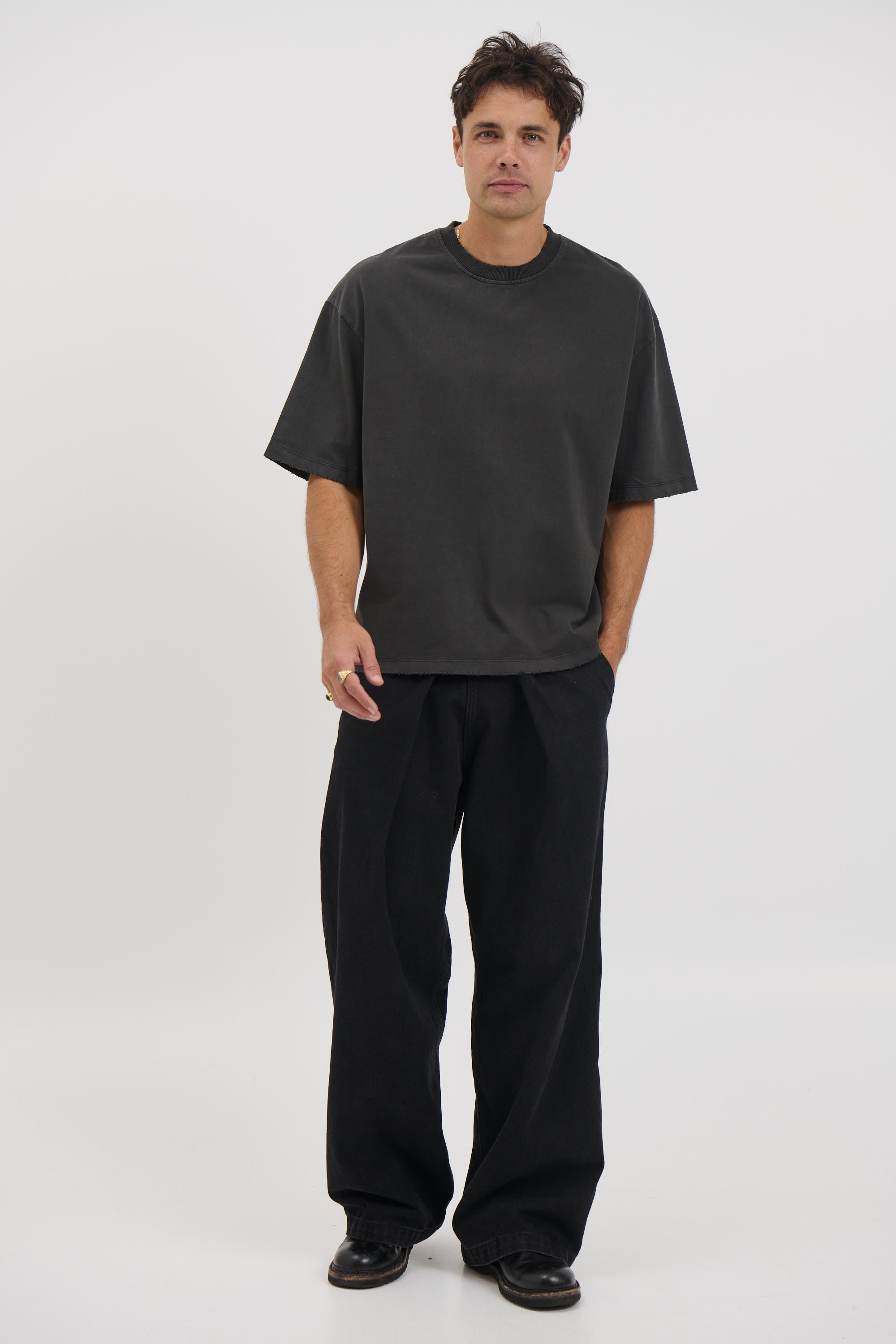 NTH Distress Crew Neck Tee Black