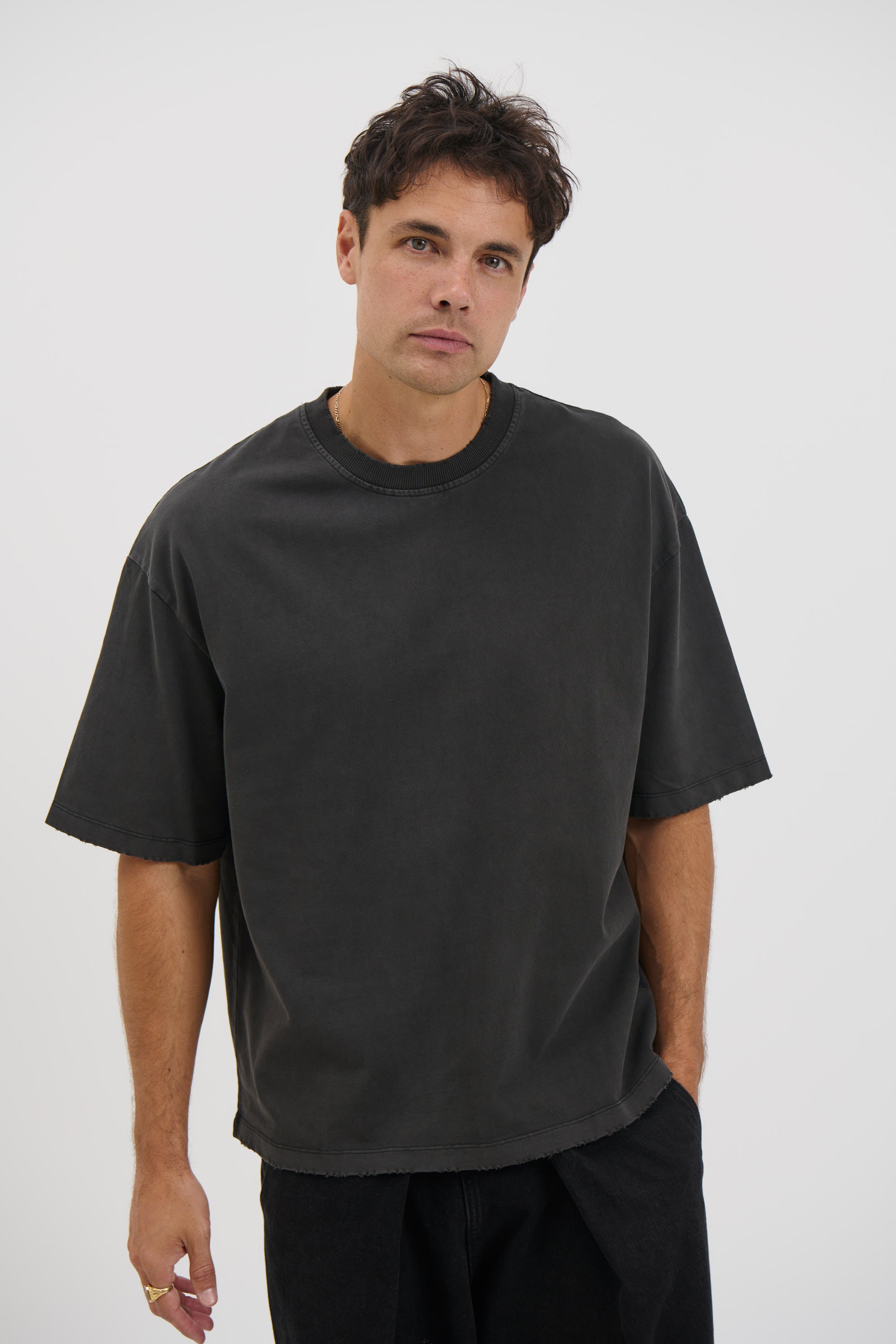 NTH Distress Crew Neck Tee Black