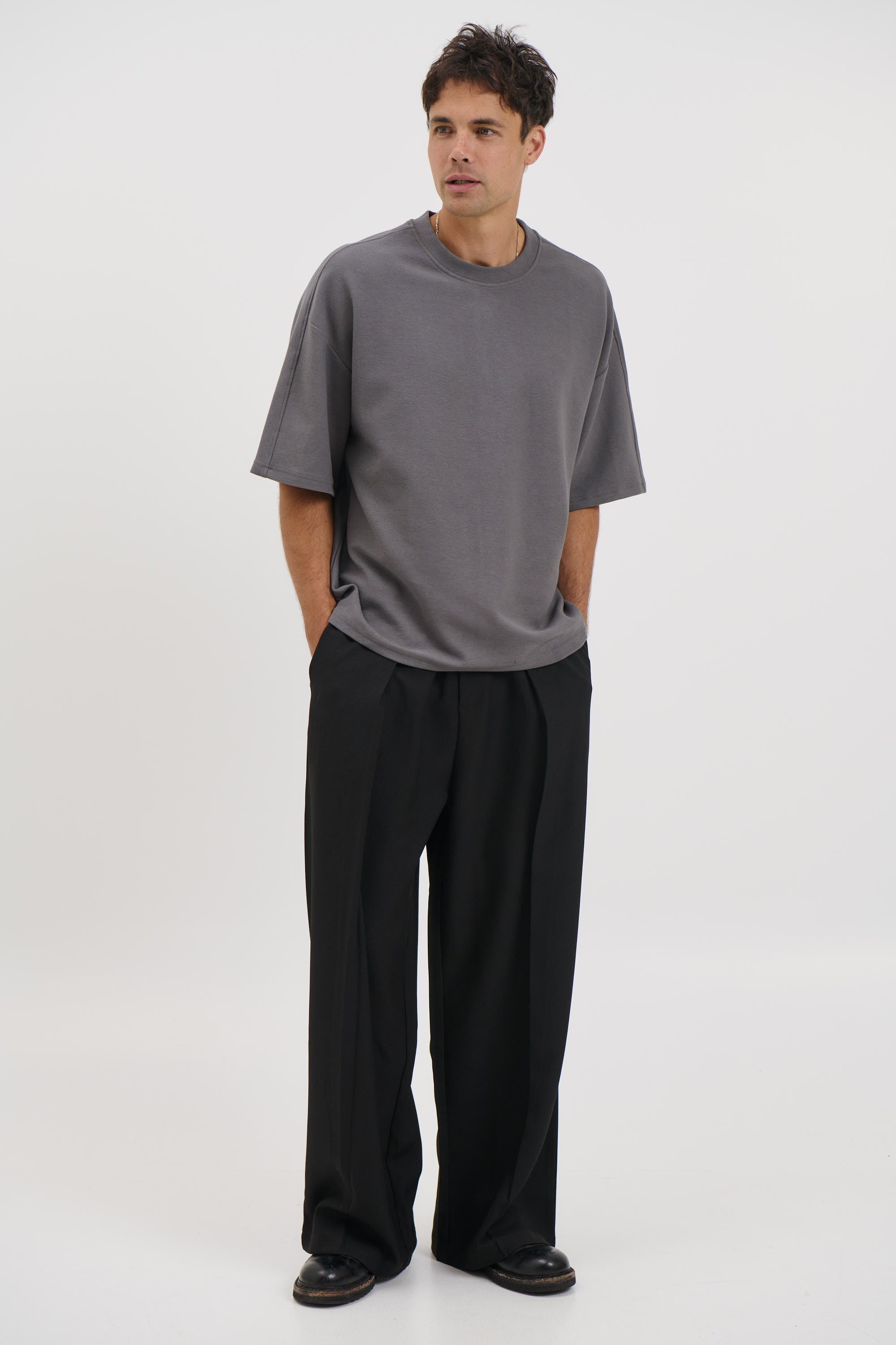 Henry Heavyweight Tee Charcoal