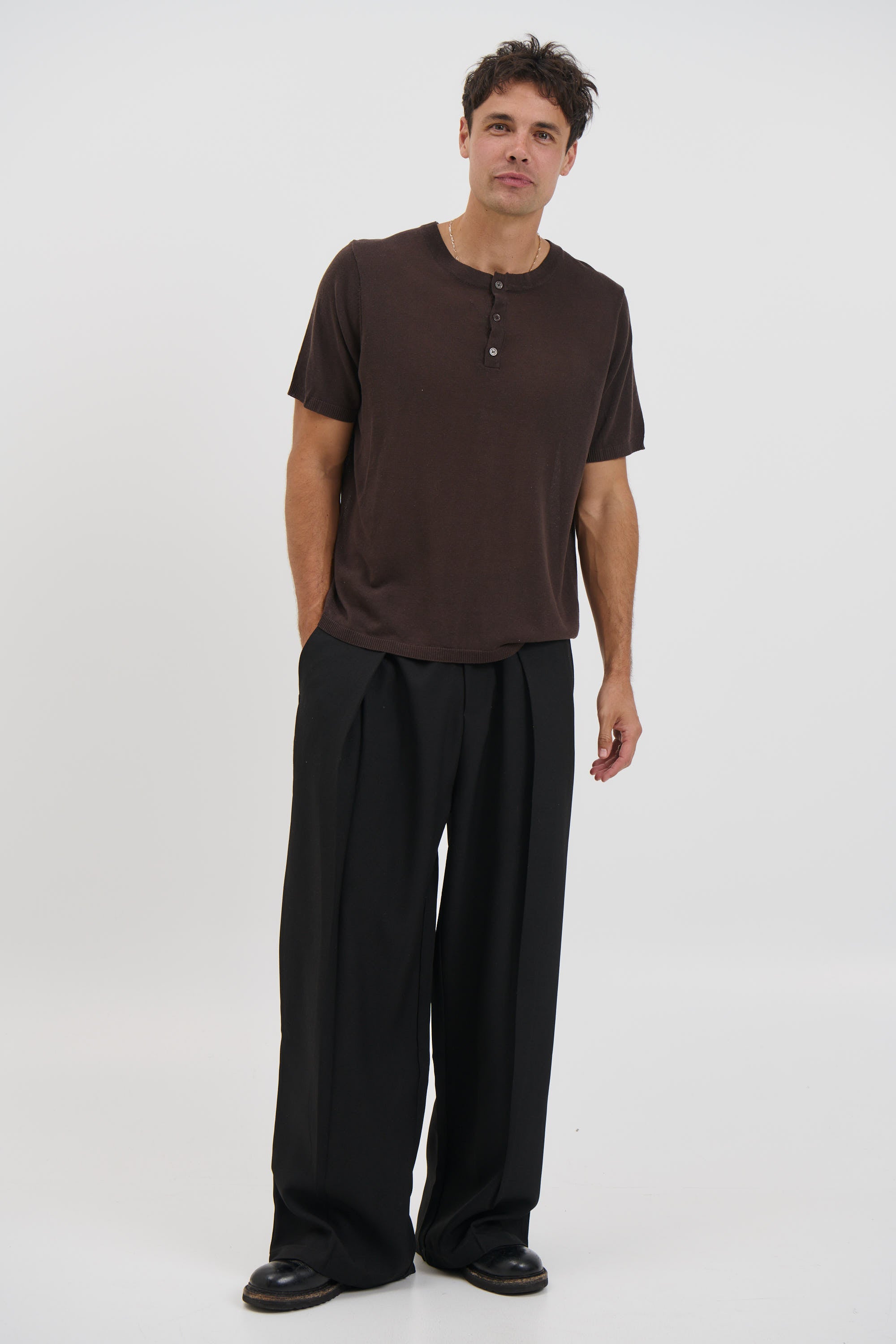 Knitted Henley Tee Chocolate