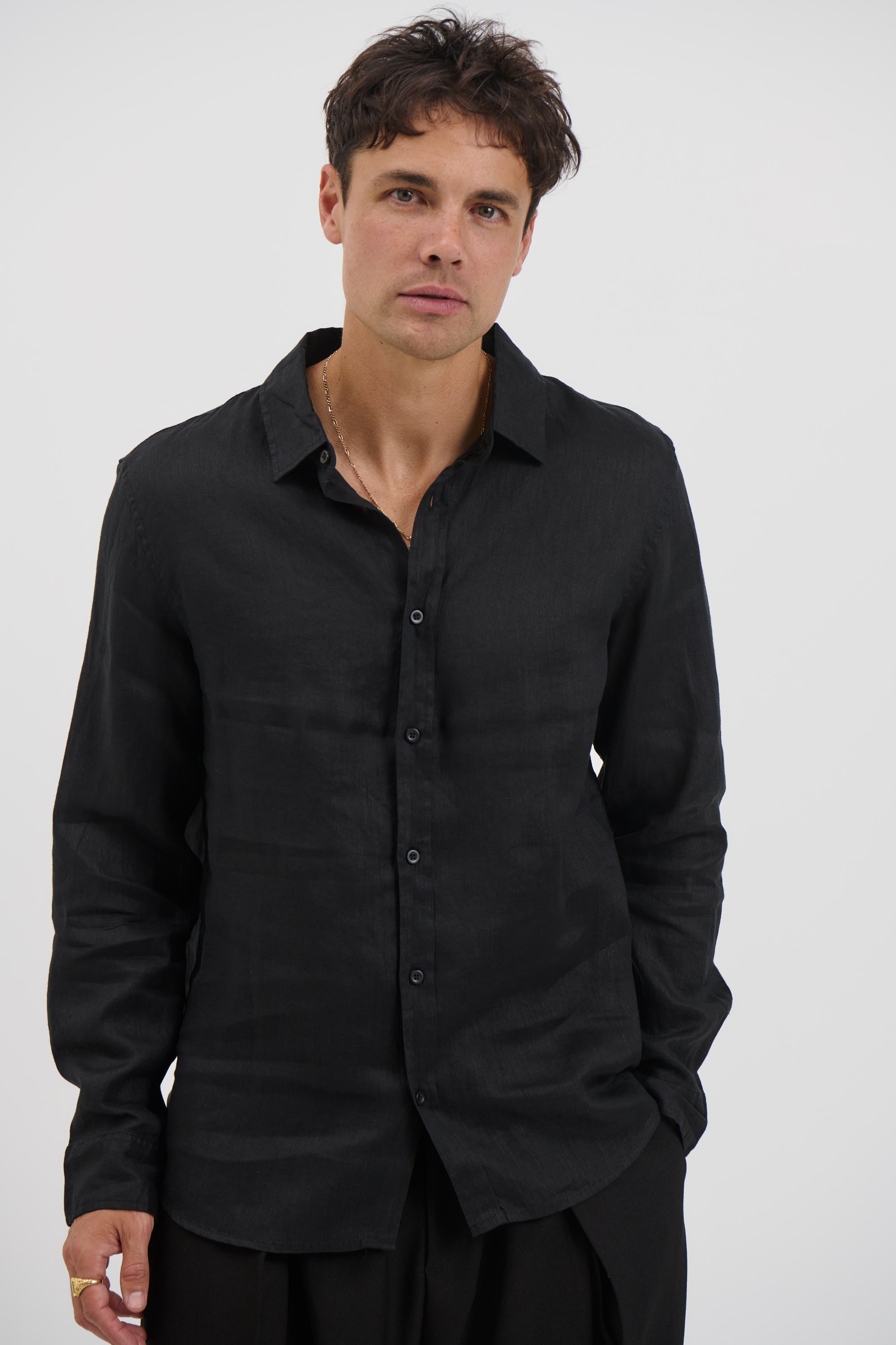 Luca Linen Shirt Black