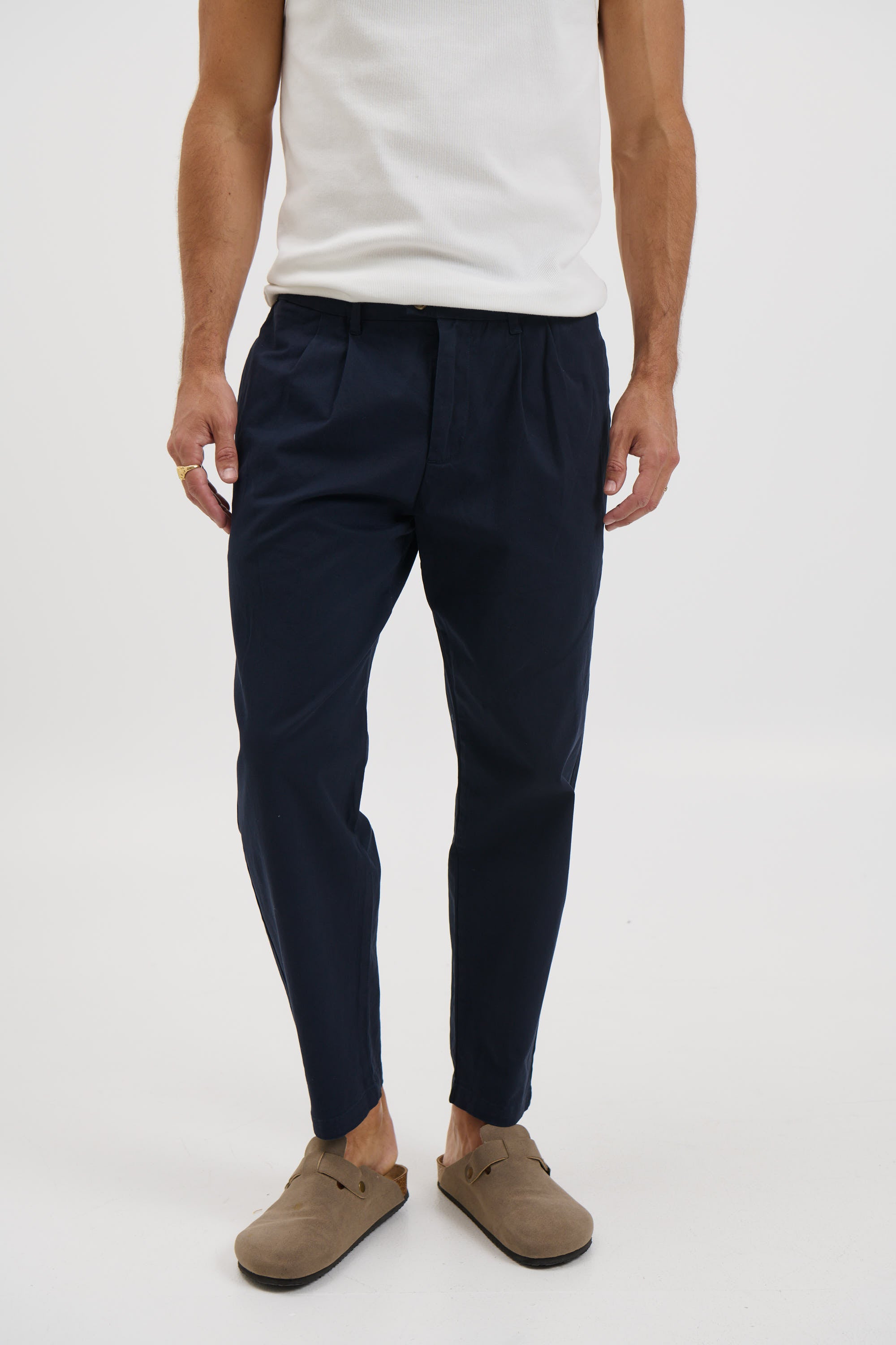 NTH Cropped Pleat Pant Navy
