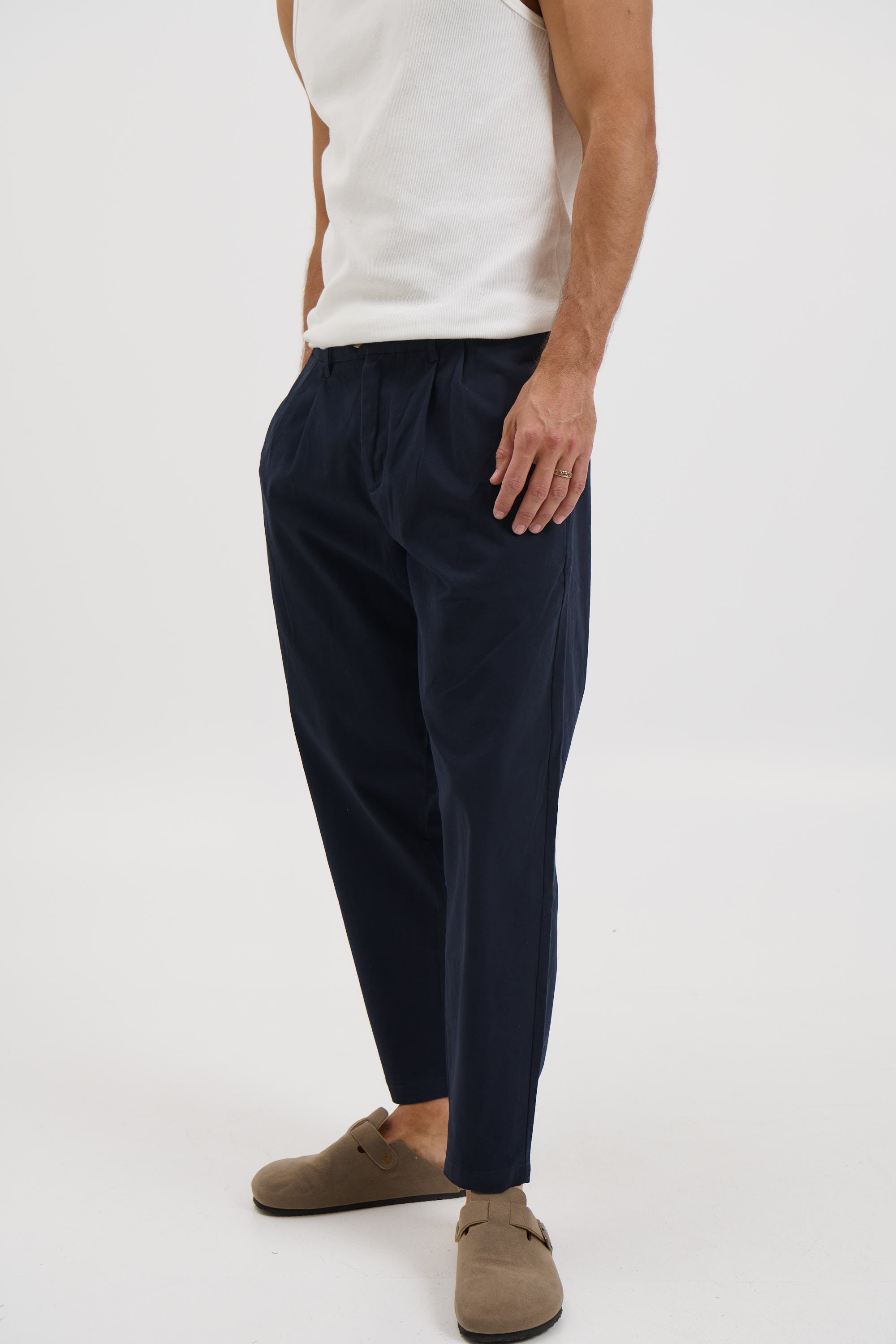 NTH Cropped Pleat Pant Navy