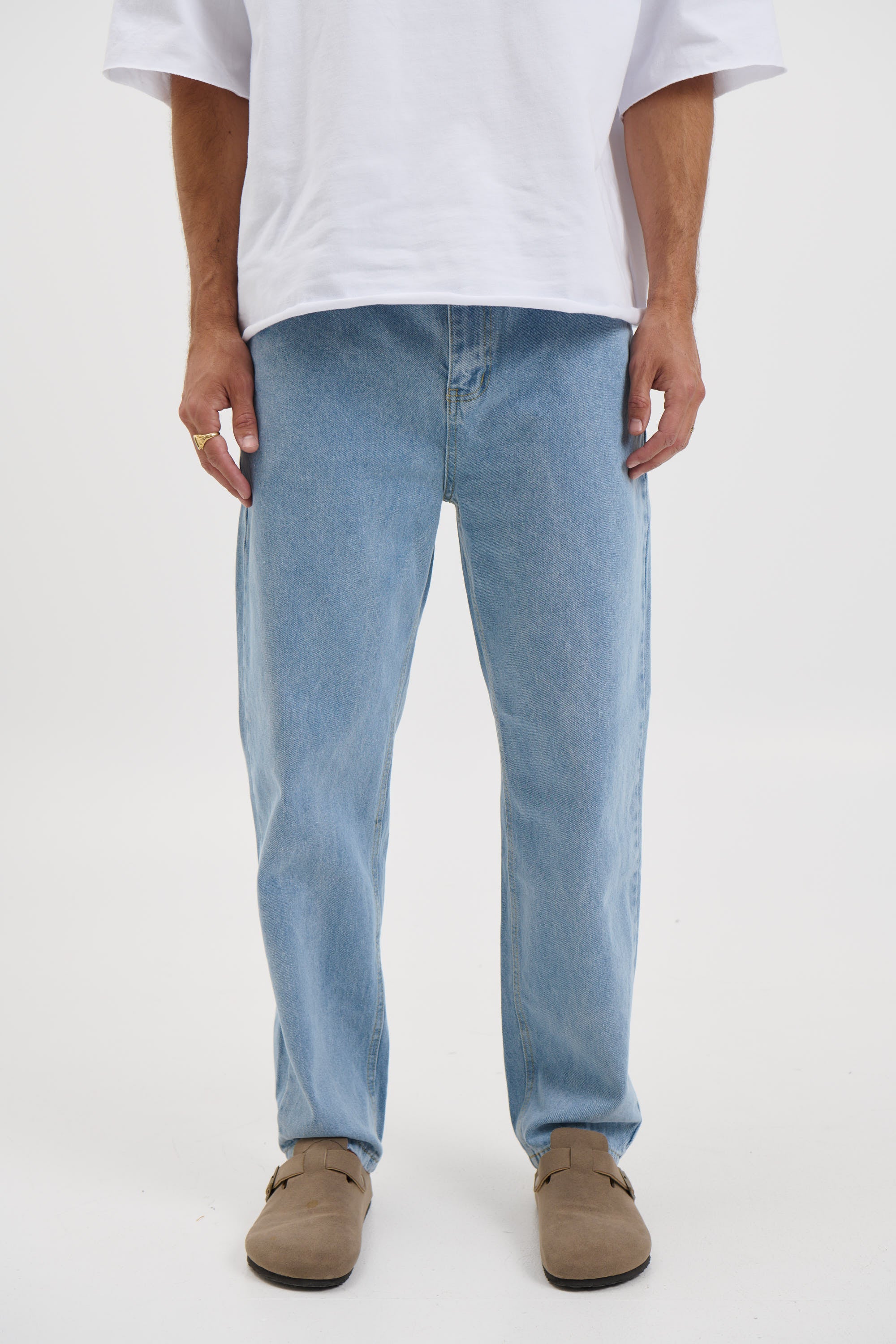 Linton Relaxed Denim Light