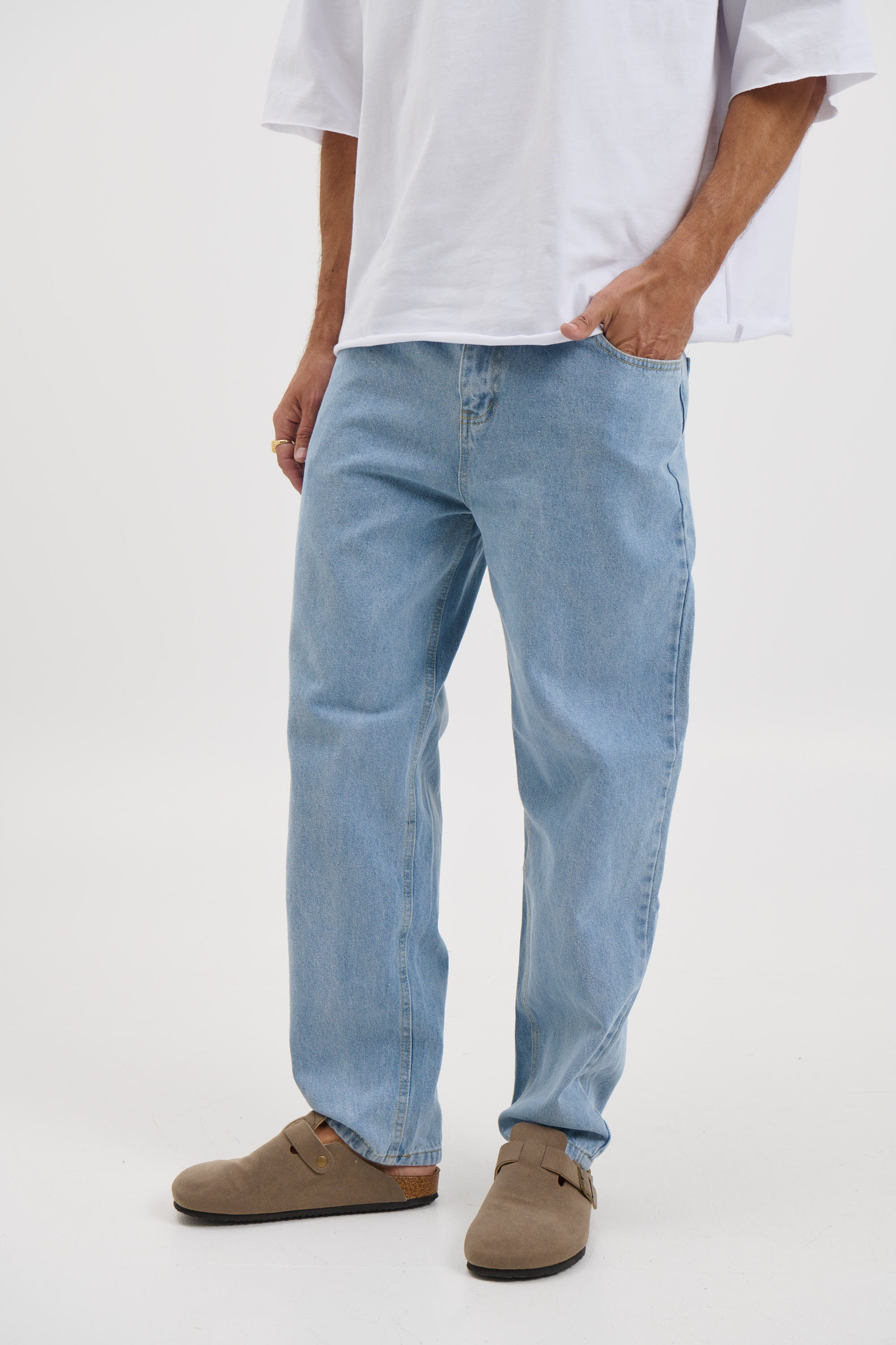 Linton Relaxed Denim Light