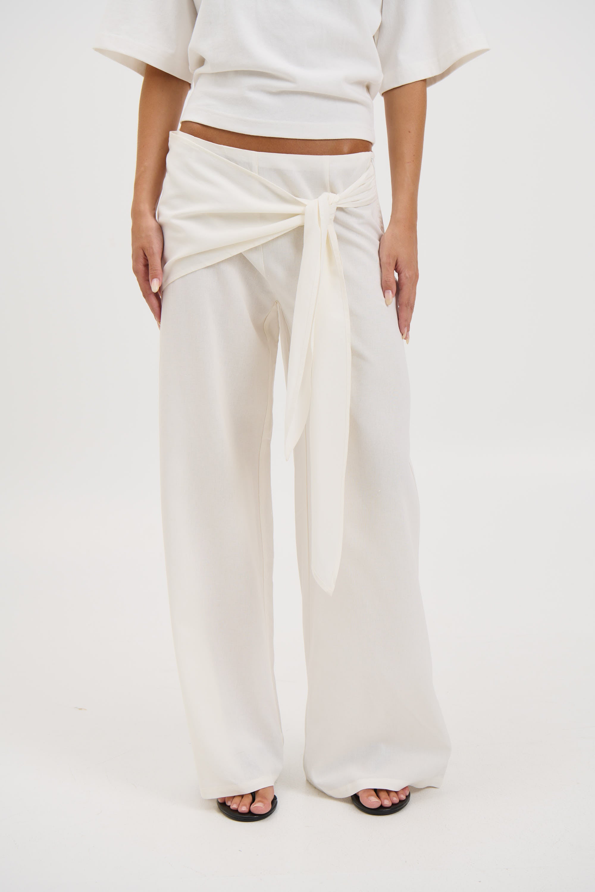 Jamillah Pant White