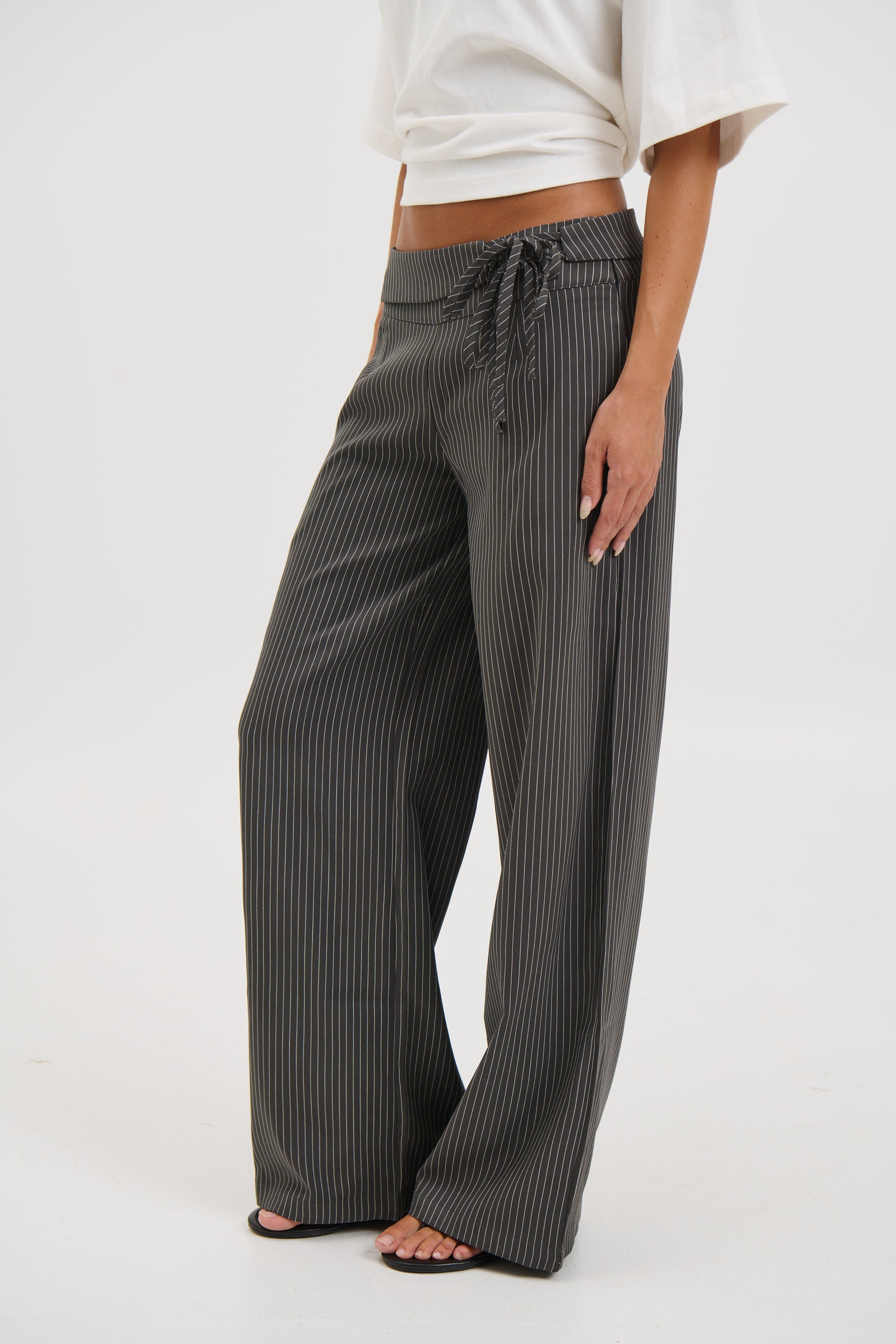 Maya Pant Dark Grey