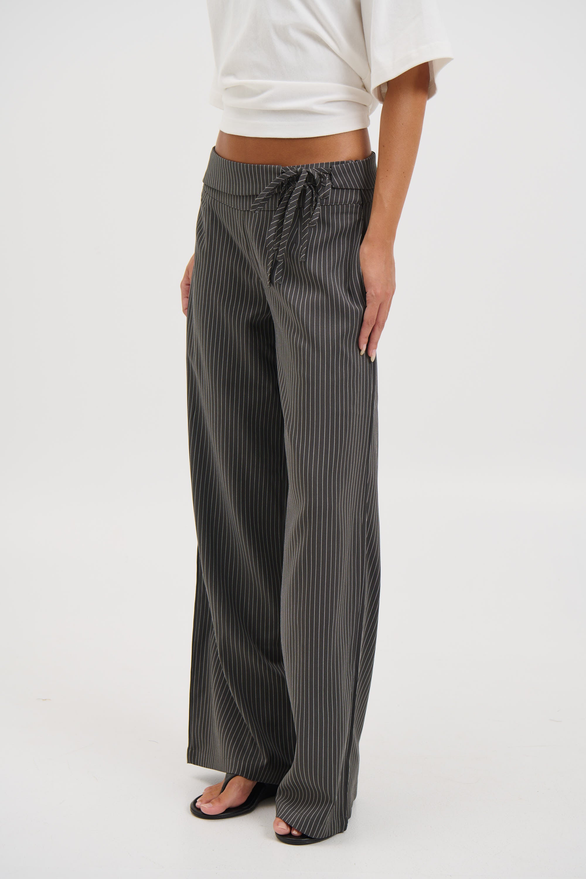 Maya Pant Dark Grey