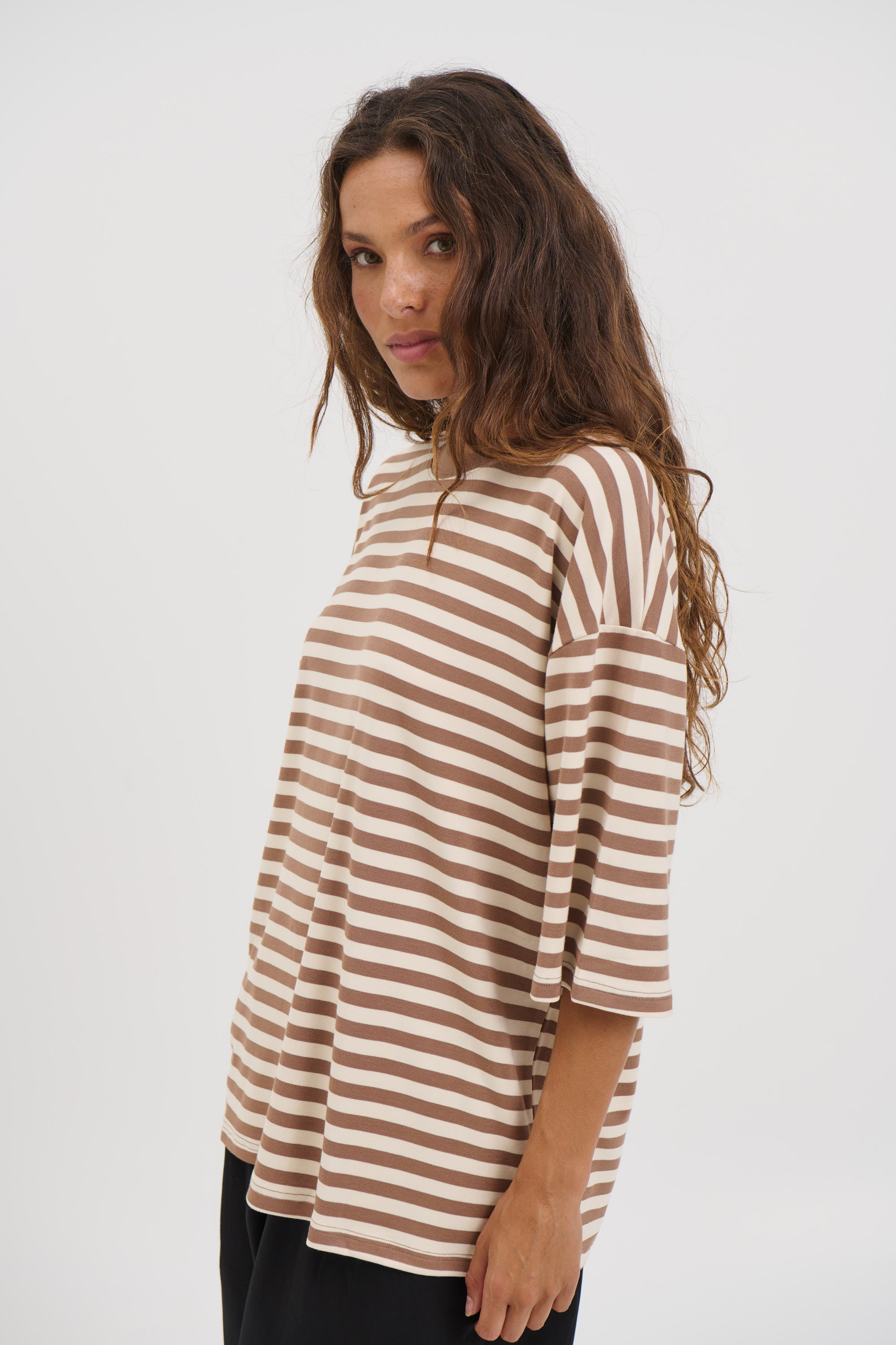 Unisex Lesley Stripe Crew Tee Milk Chocolate