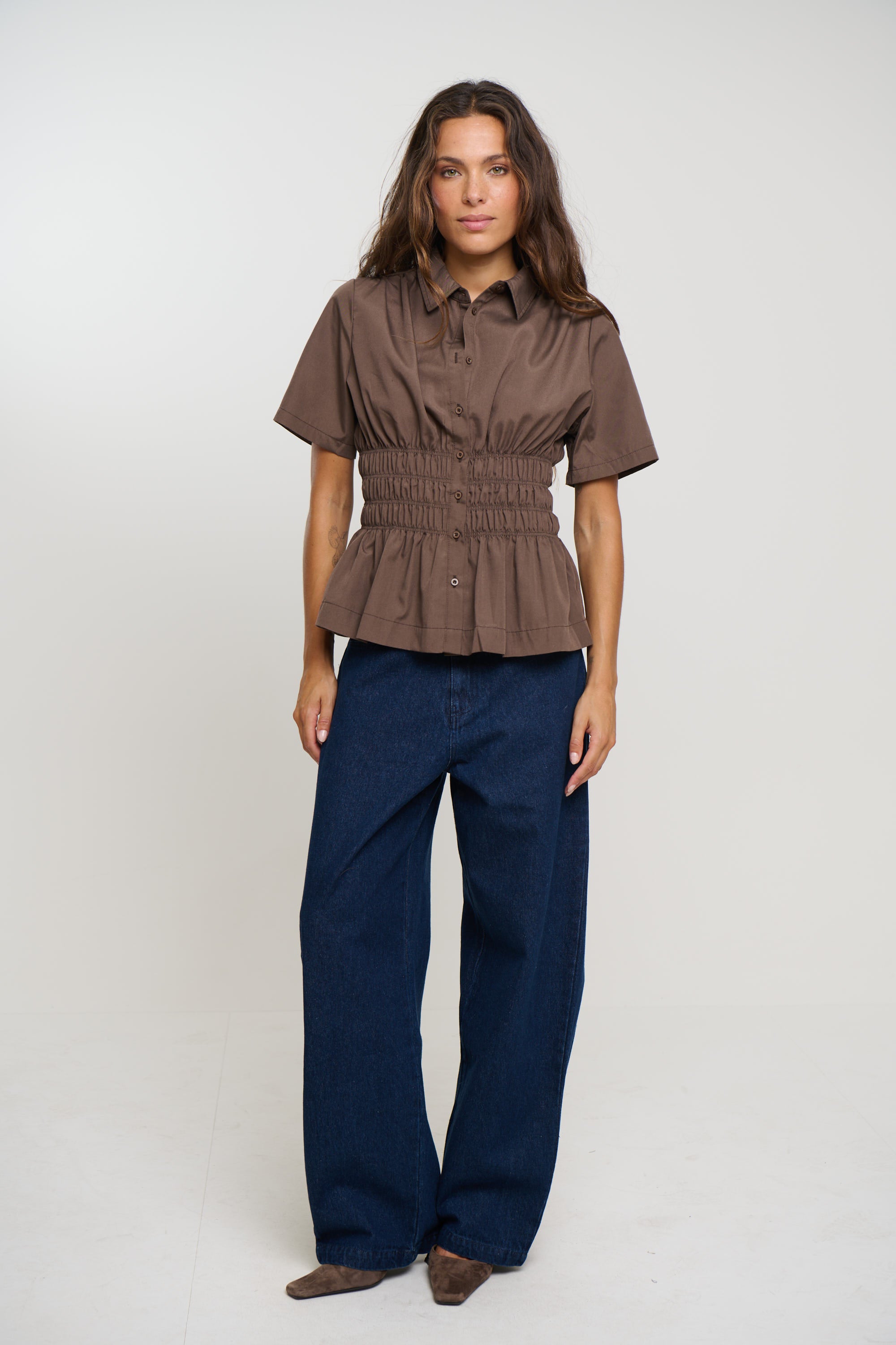 Brooke Short Sleeve Shirt Chocolate