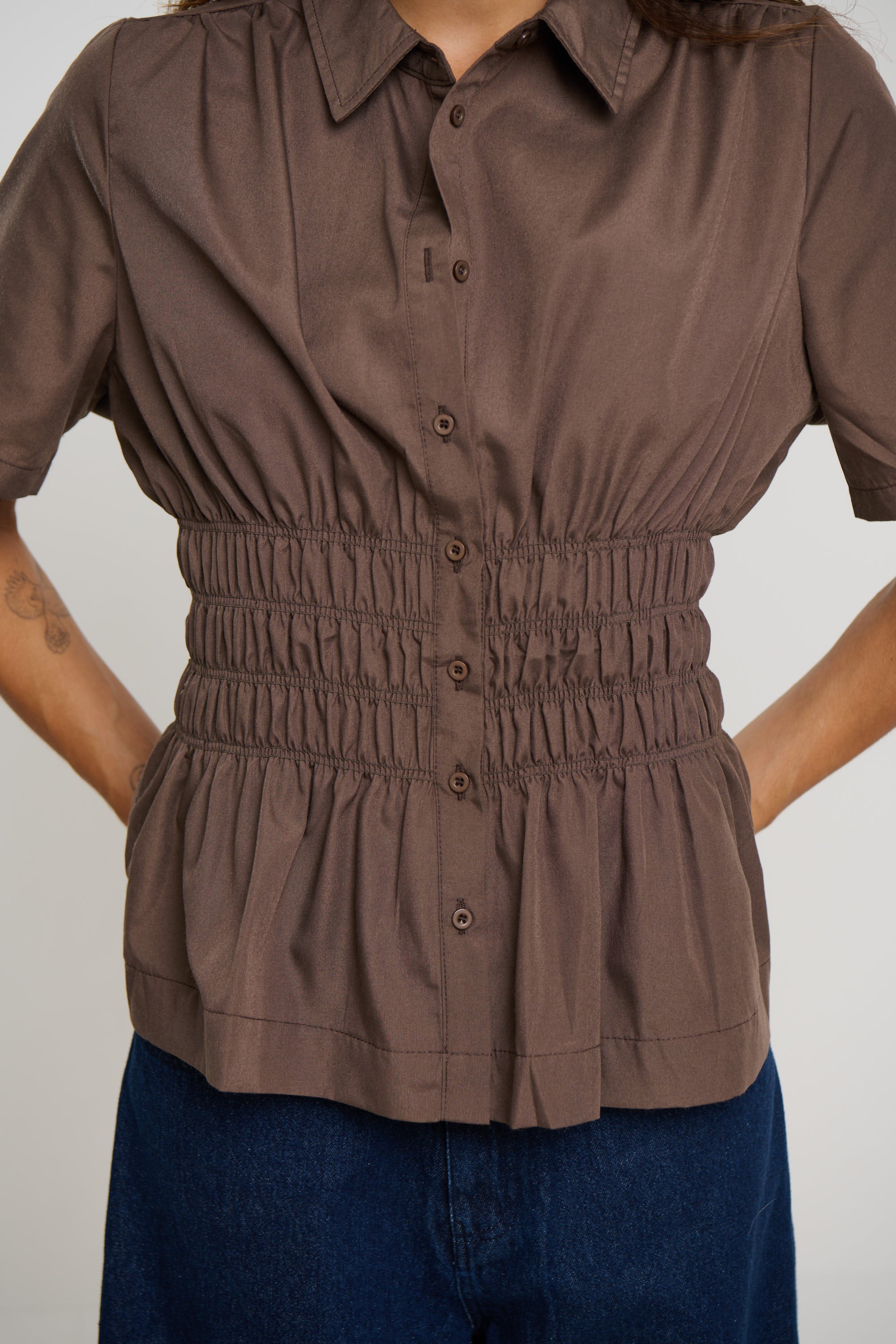 Brooke Short Sleeve Shirt Chocolate