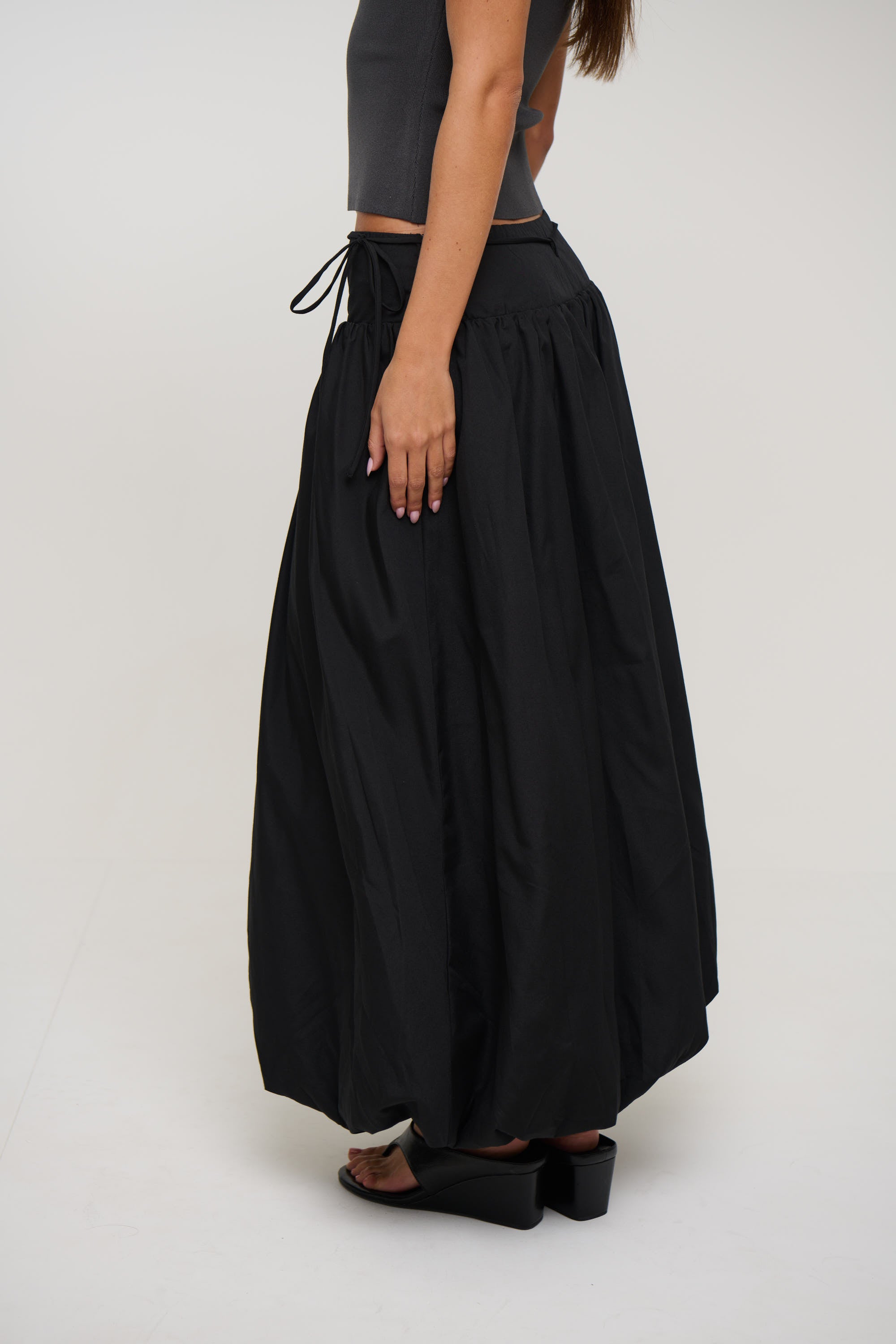 Stevie Midi Skirt Black