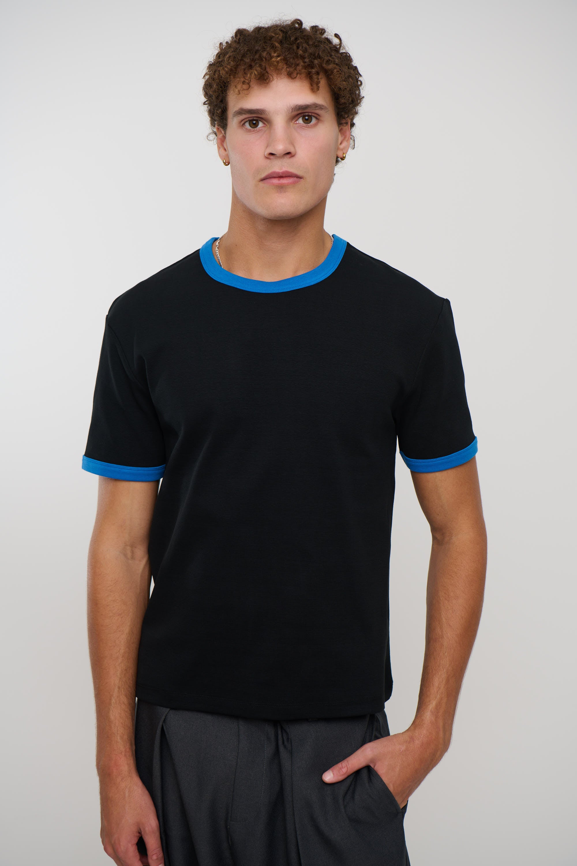 Charlie Ringer Tee Black