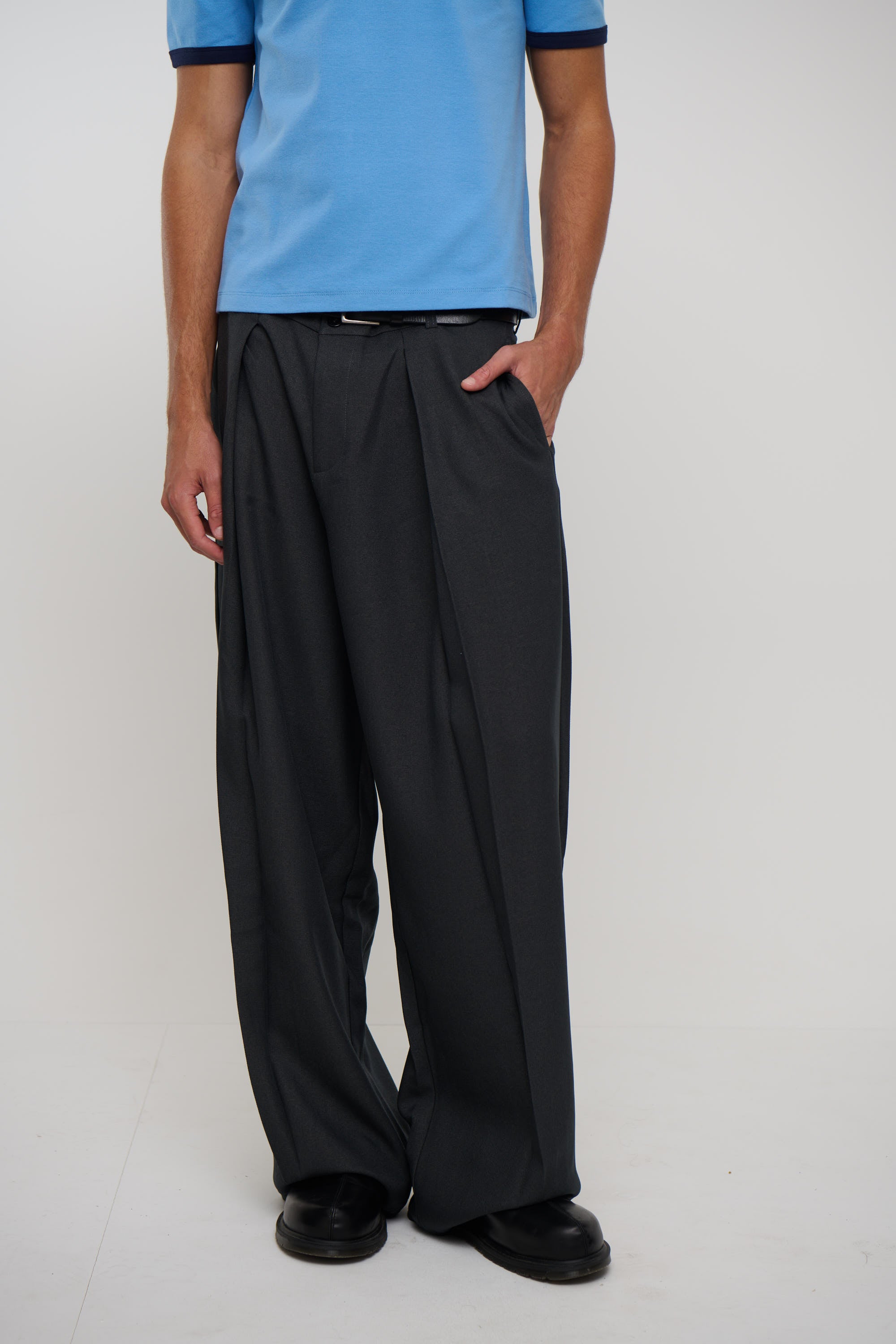 Josh Baggy Pant Dark Grey