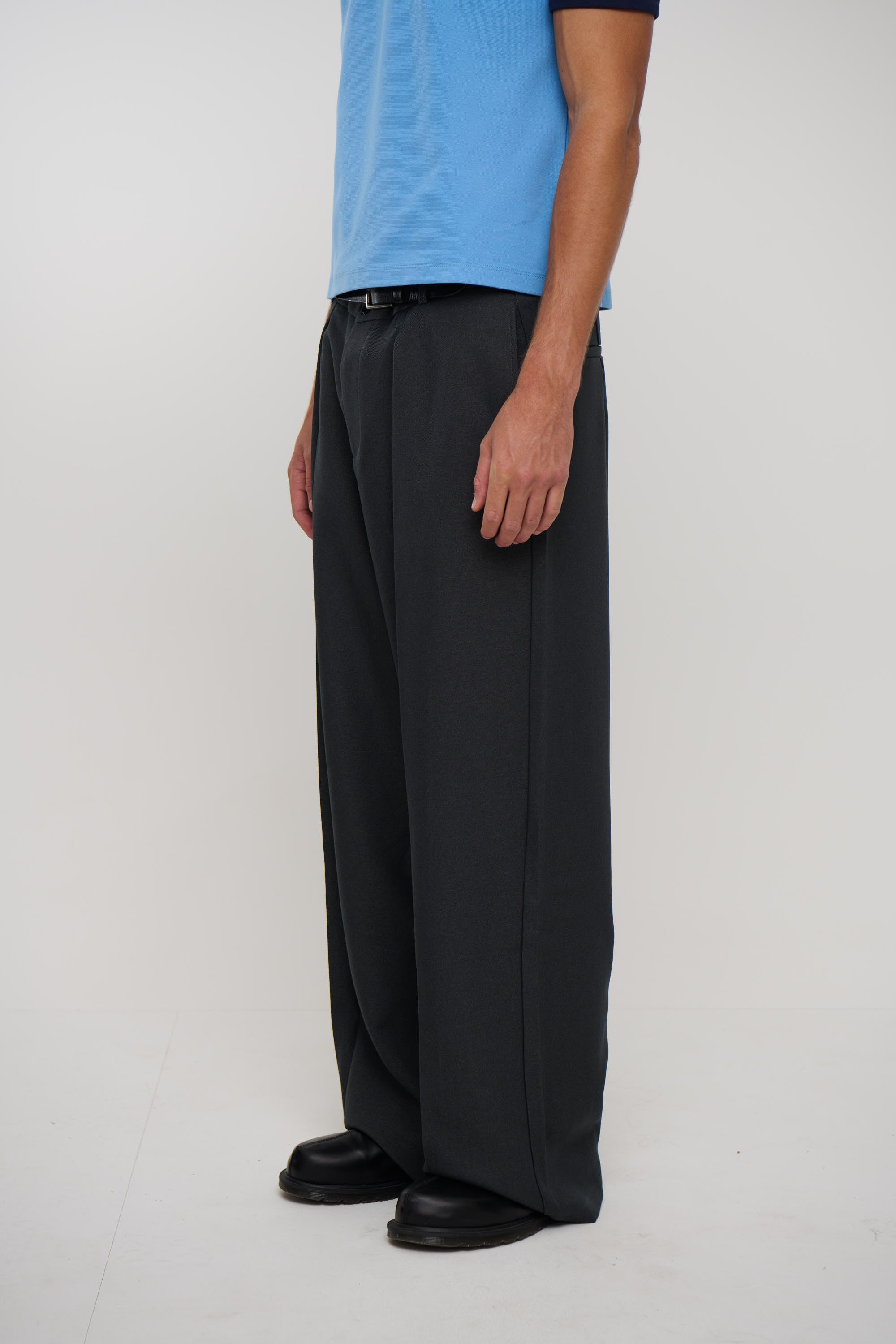 Josh Baggy Pant Dark Grey