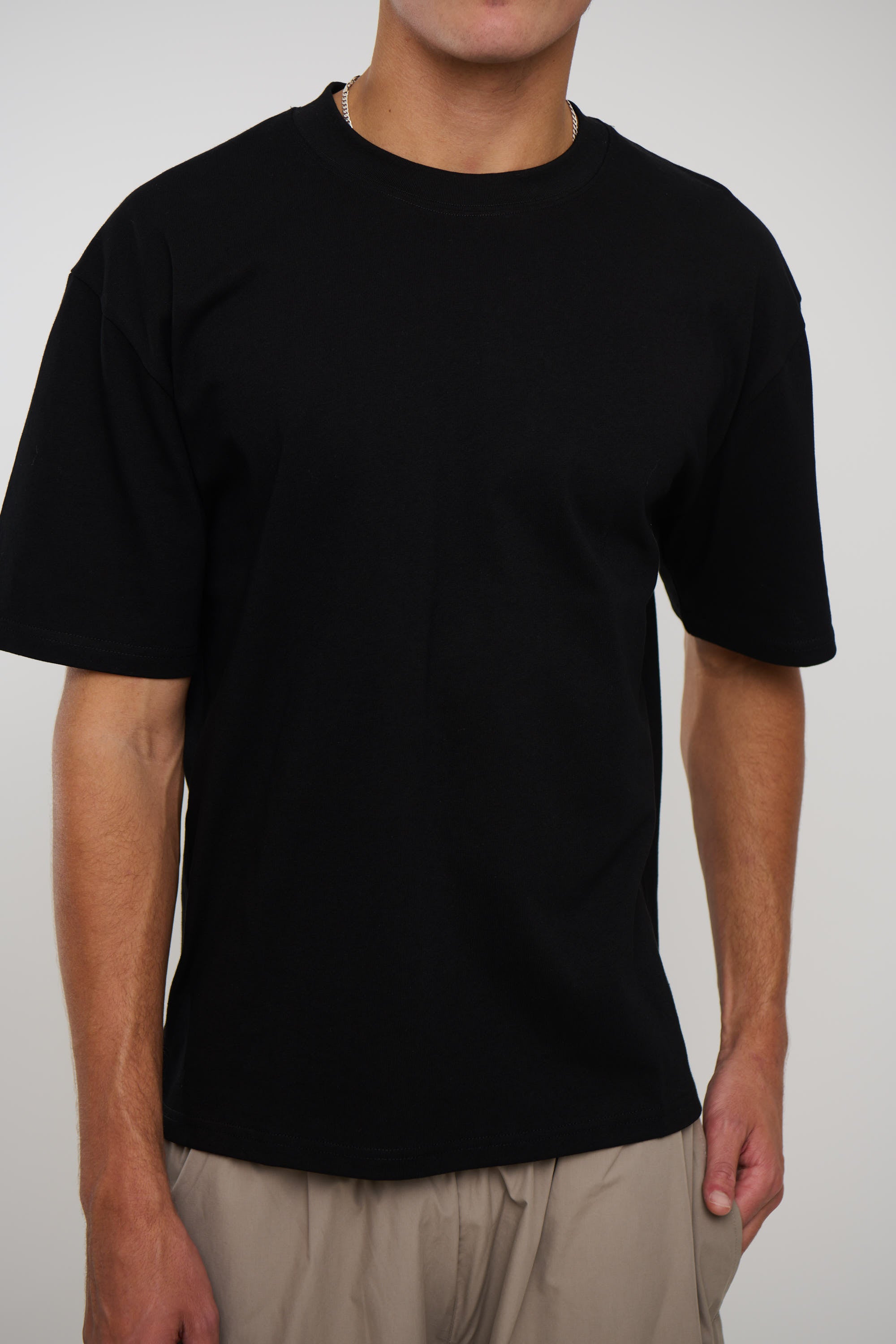 Roma Box Tee Black
