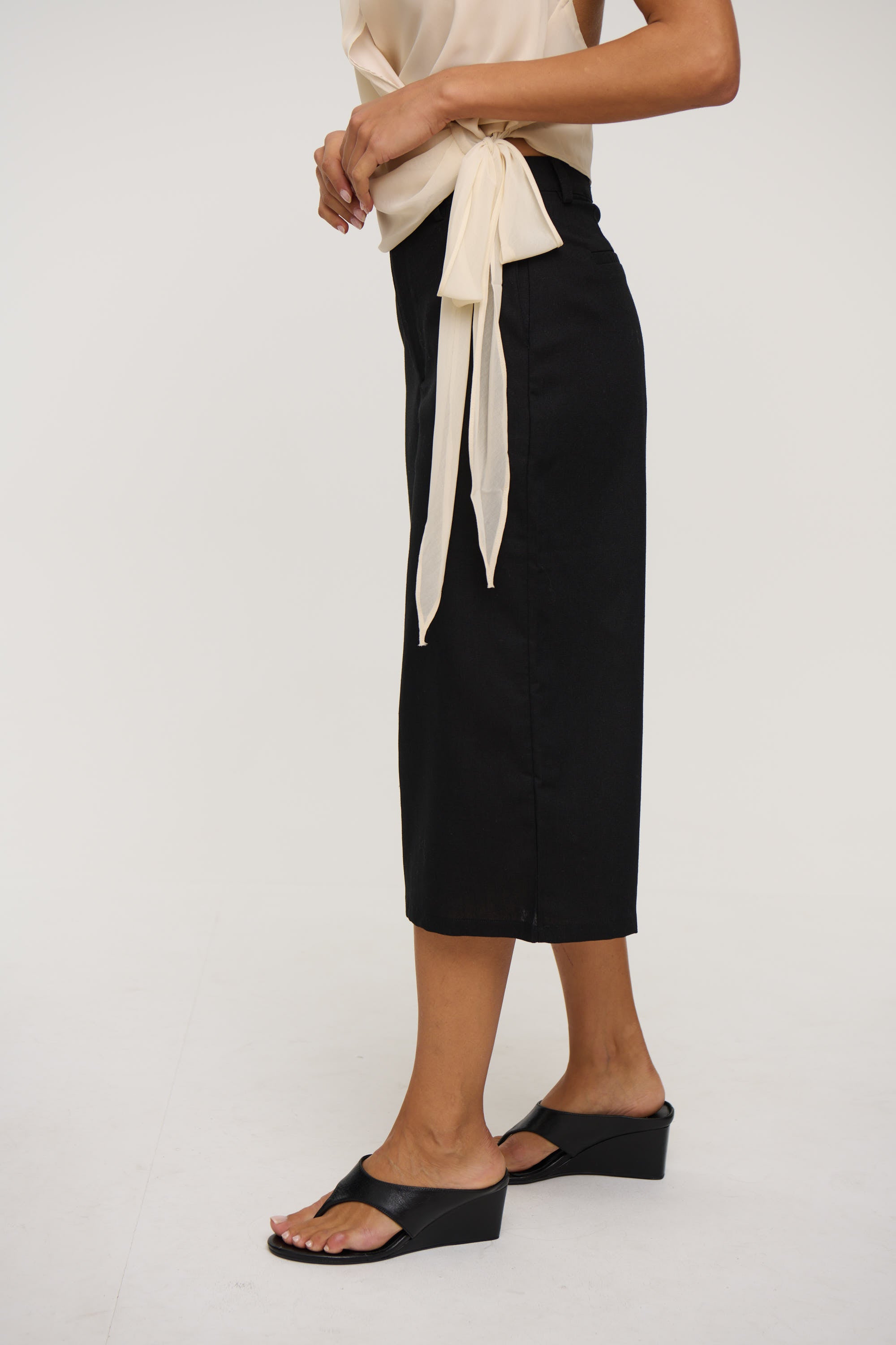 Esther Long Short Black