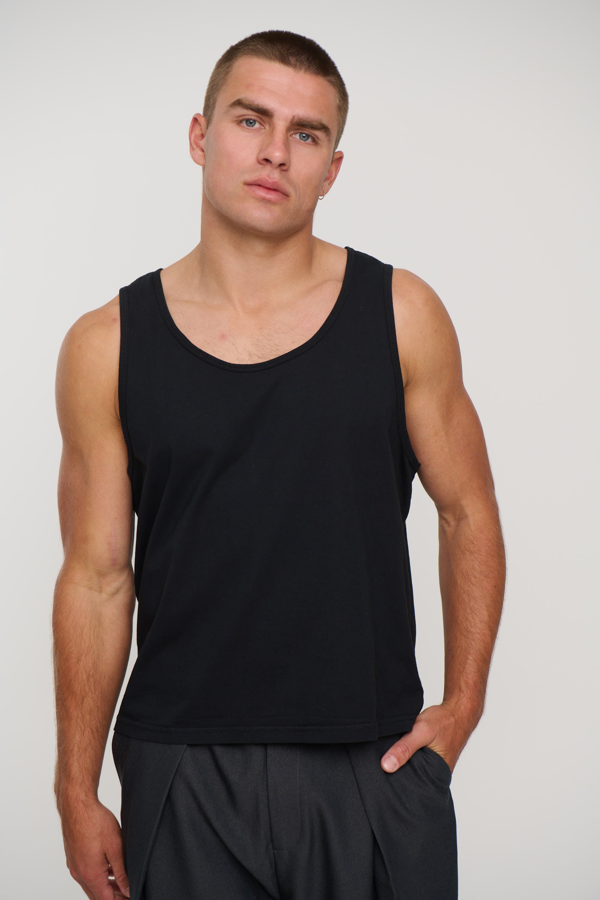 Richie Loose Crop Tank Black