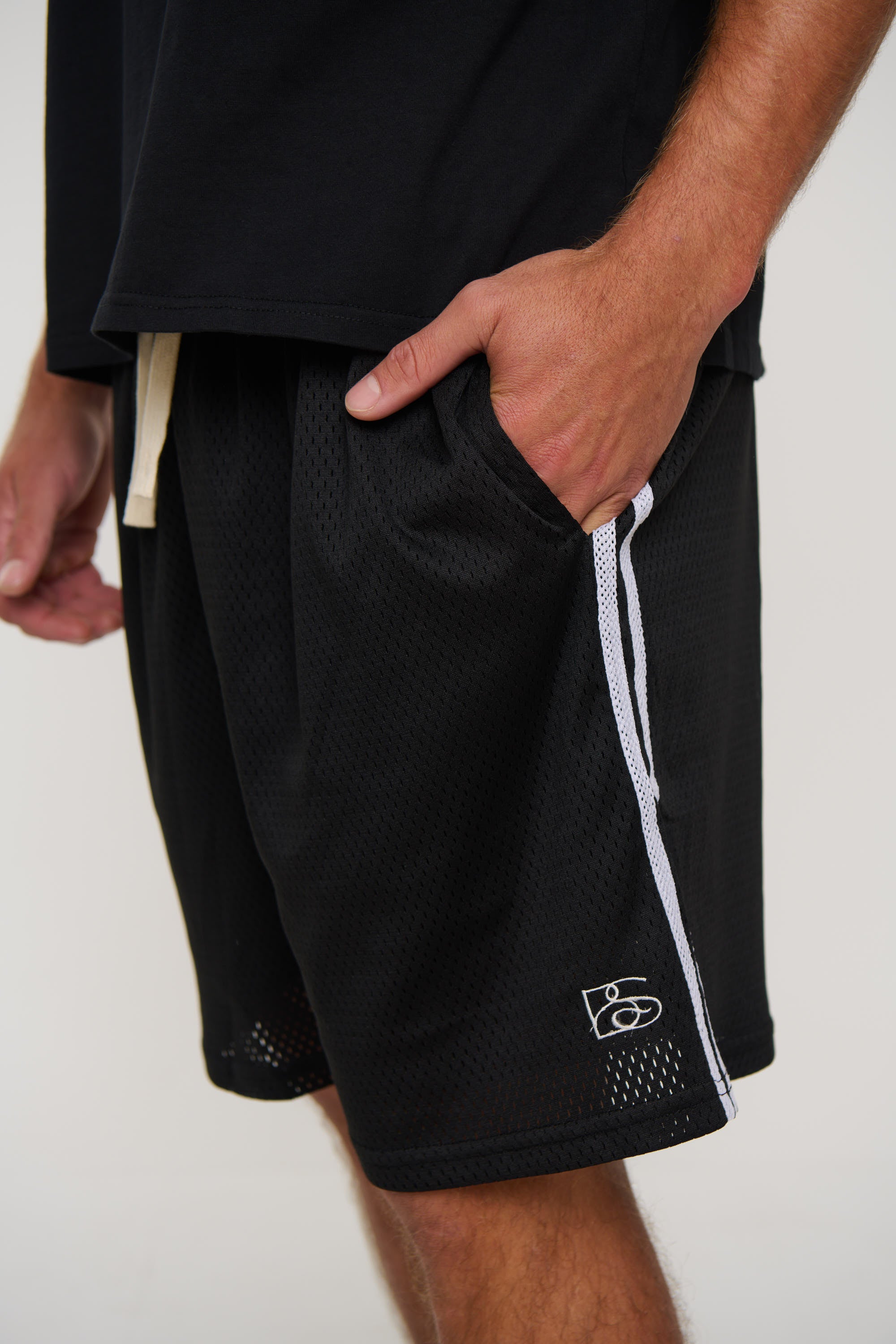 Julian Mesh Short Black