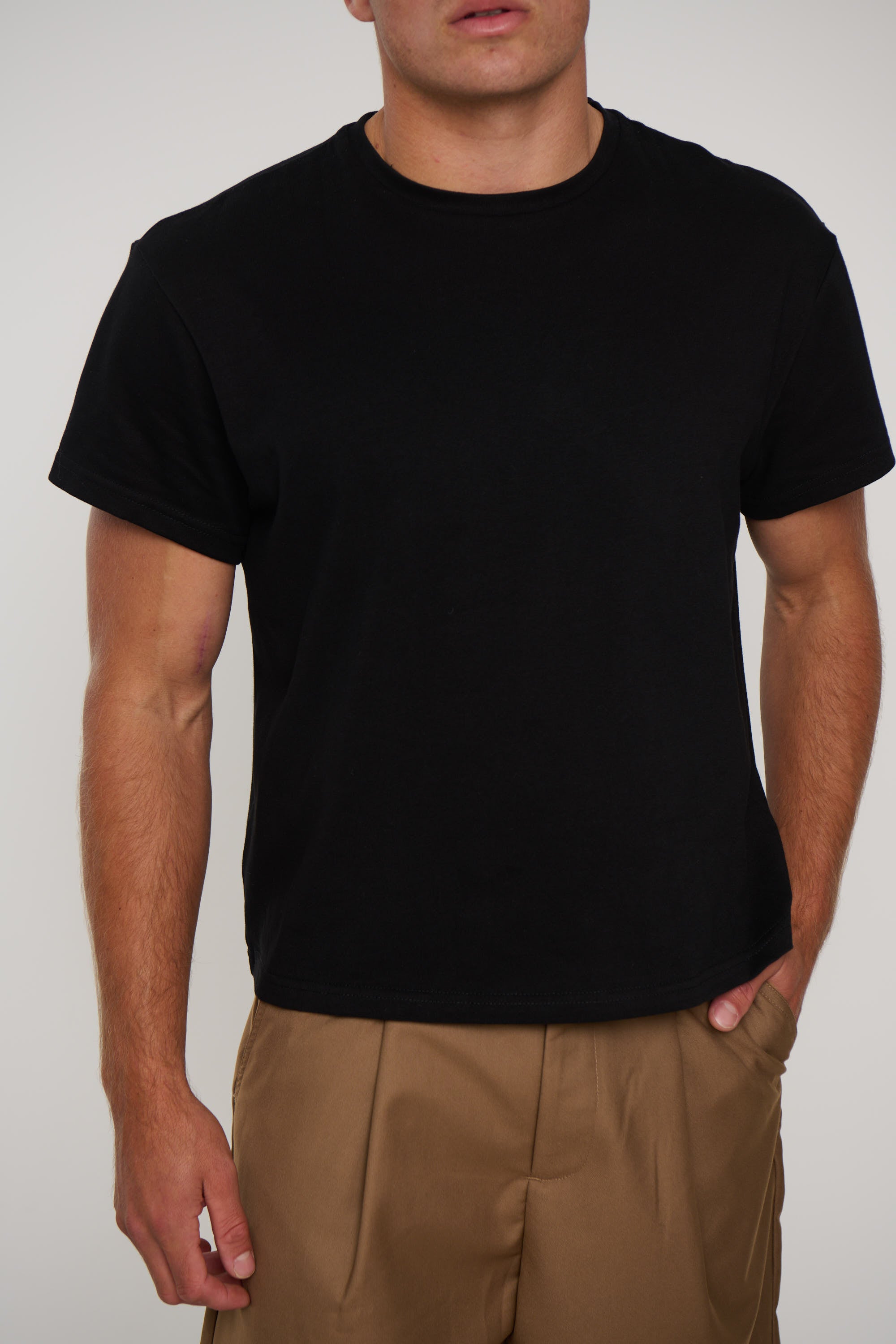 Roland Stretch Tee Black