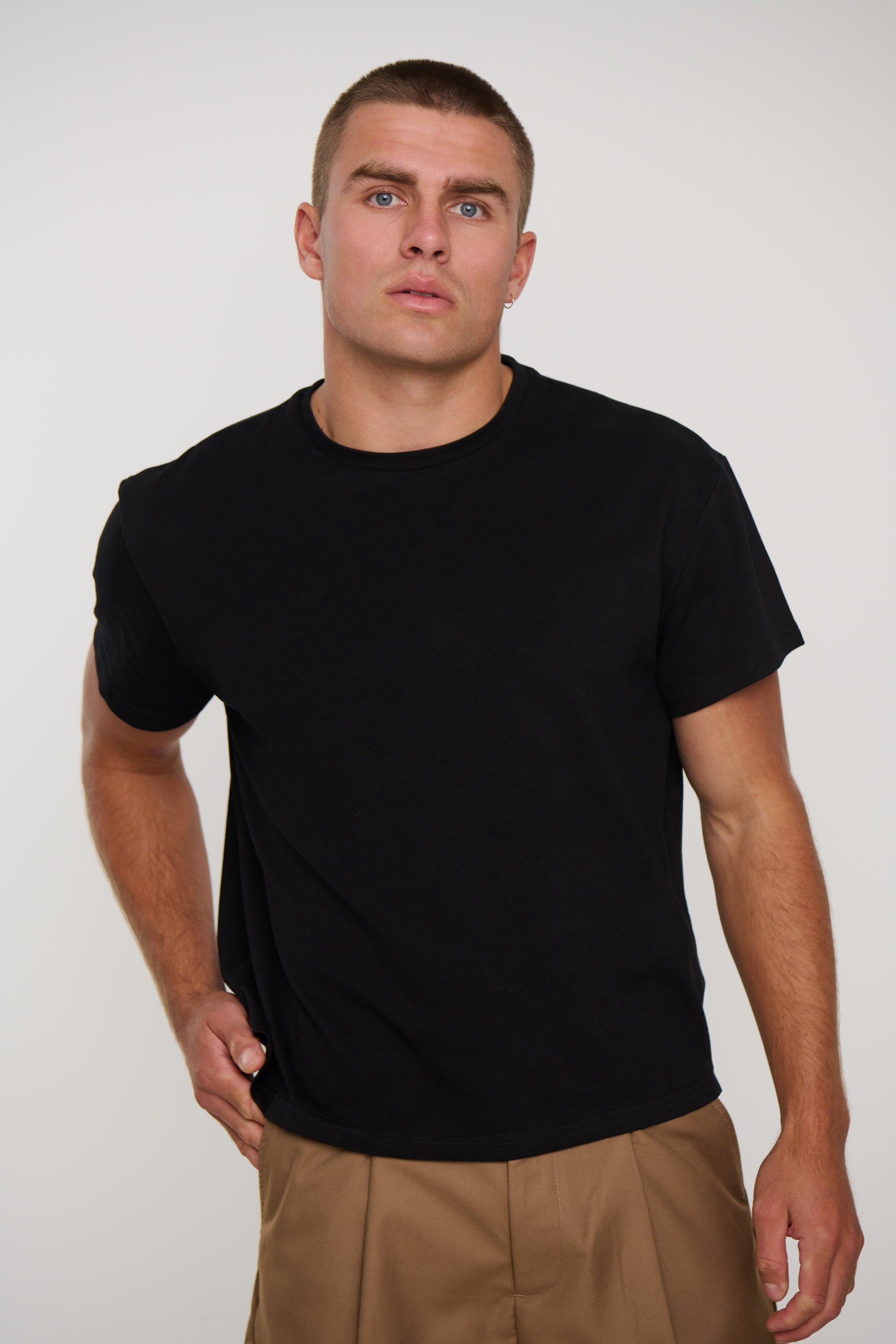 Roland Stretch Tee Black