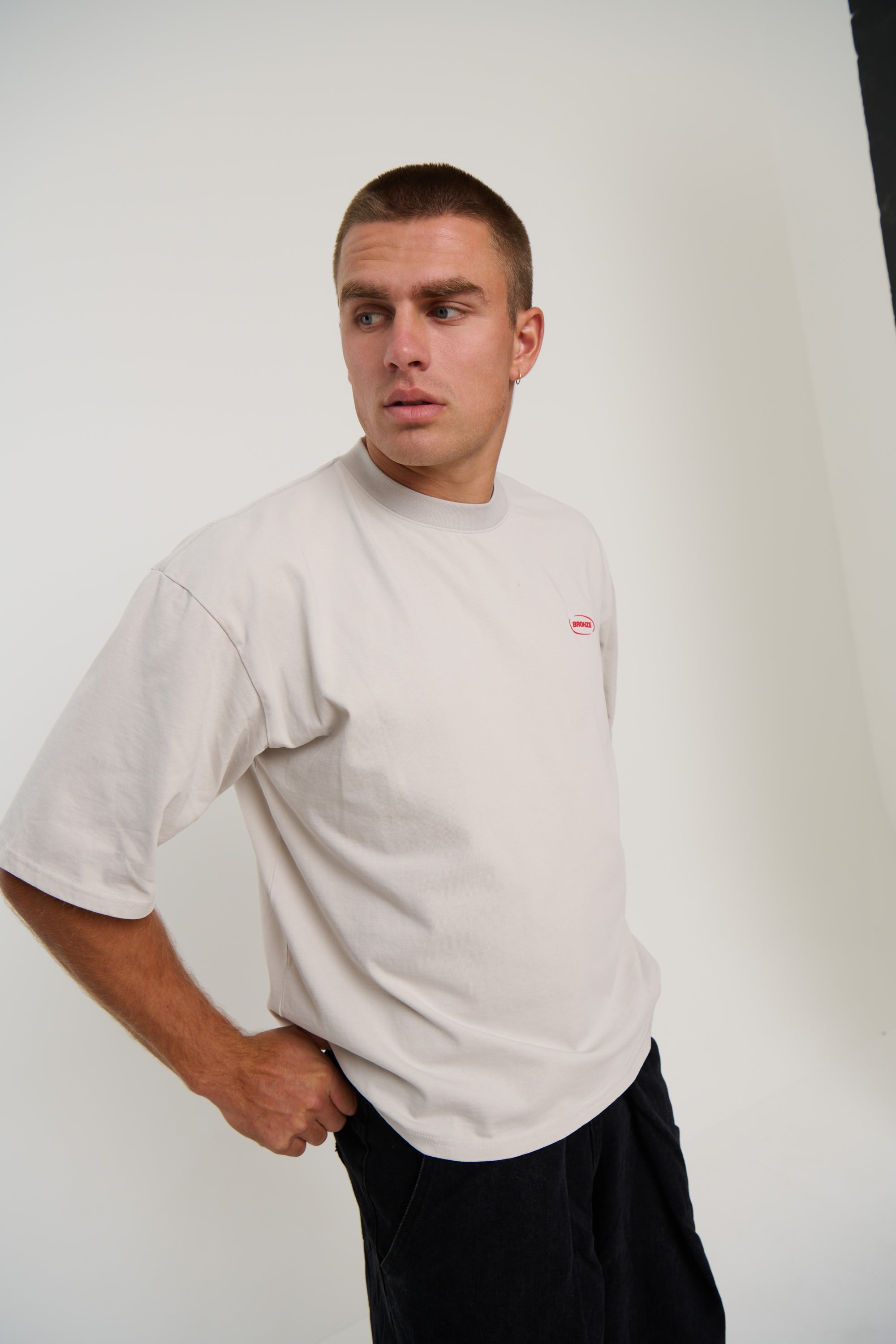 Riley Logo Tee Ivory