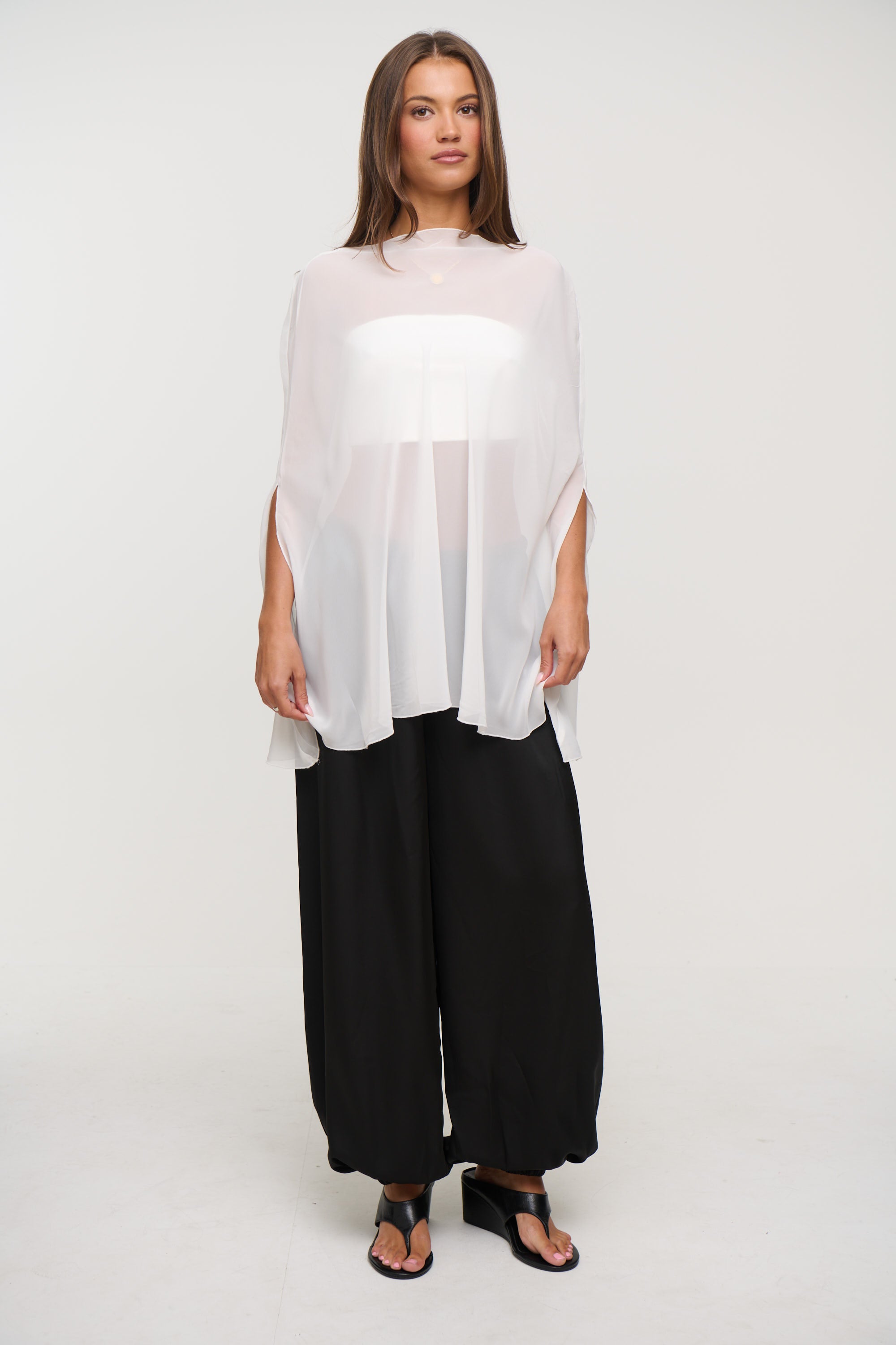 Aura Poncho Porcelain
