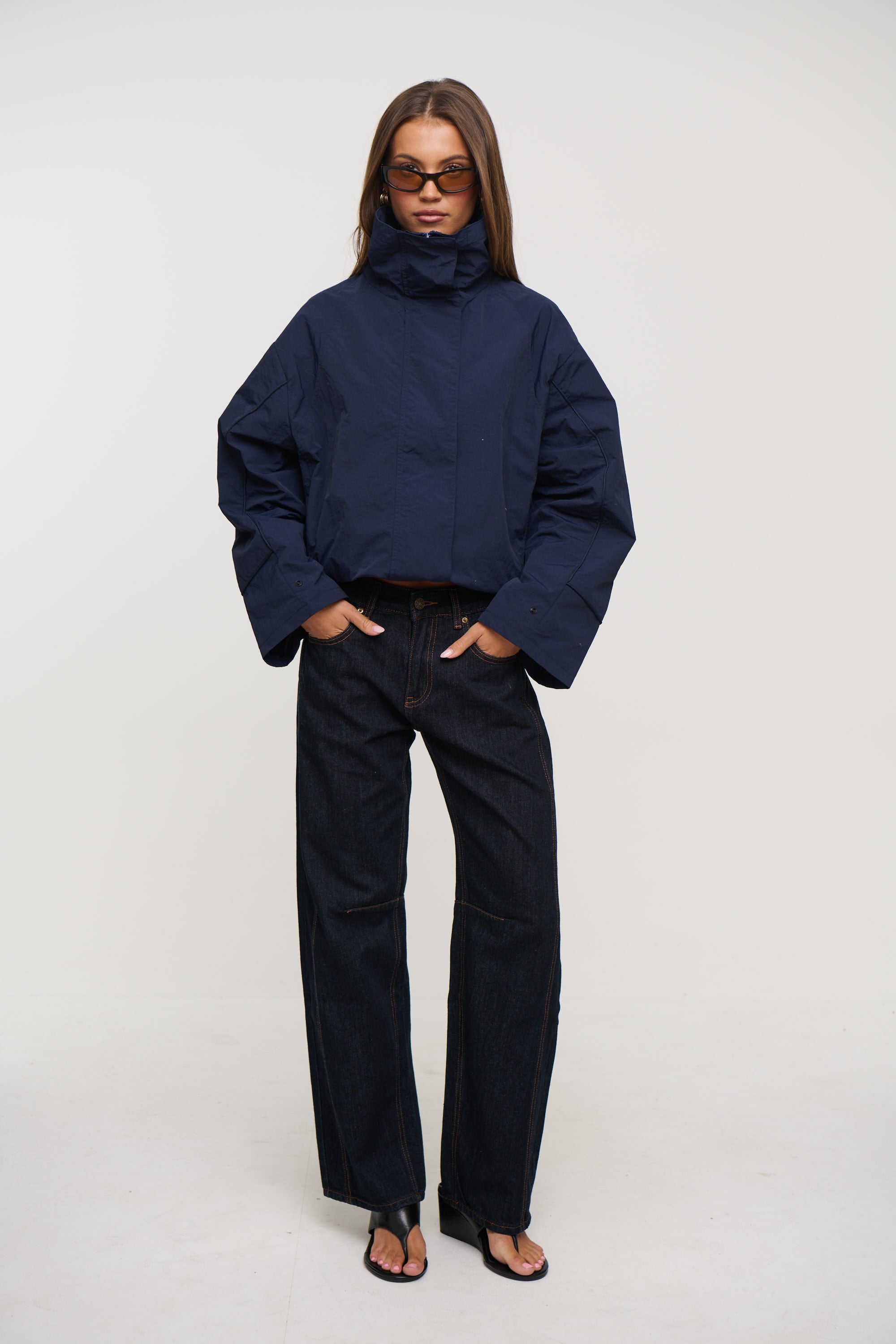 Shoreline Windbreaker Navy