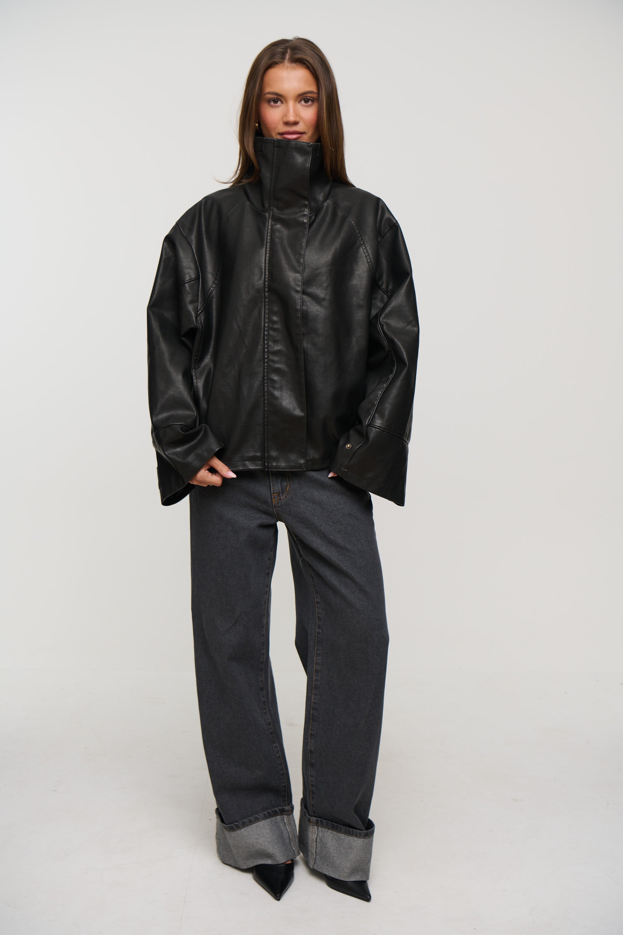 Shoreline Funnel Noir