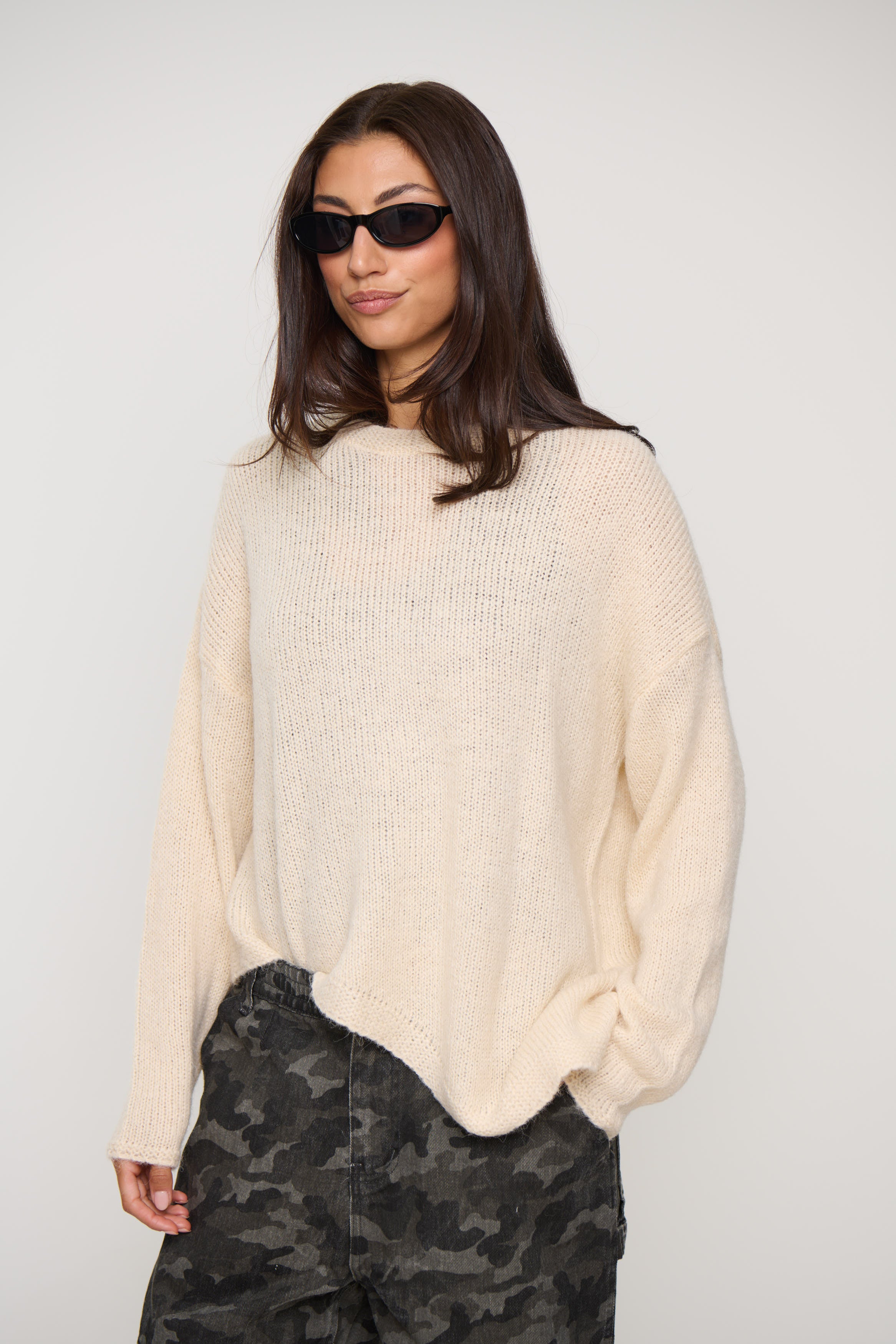 Nellie Relaxed Knit Beige