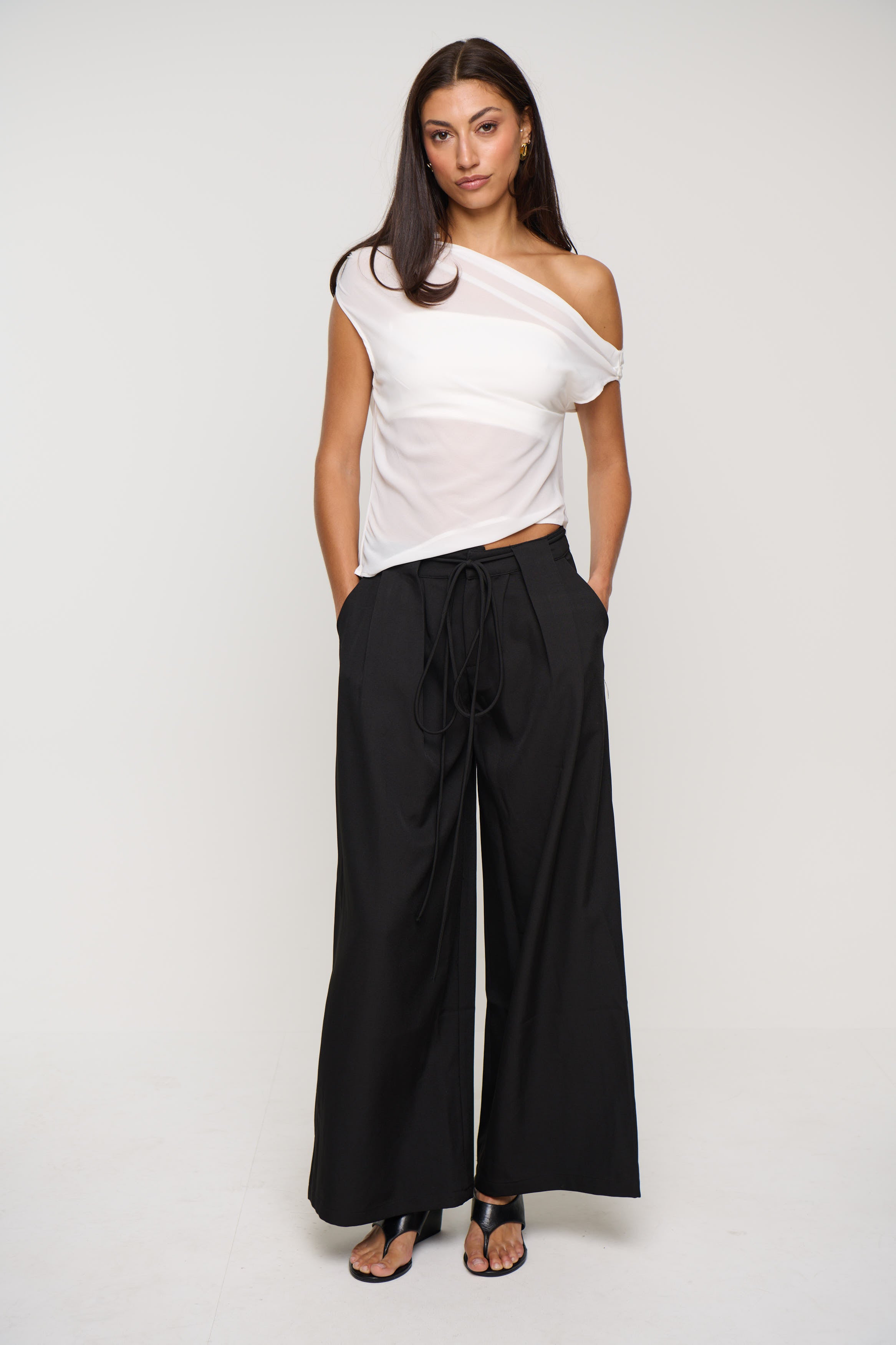 Alexia Pant Black
