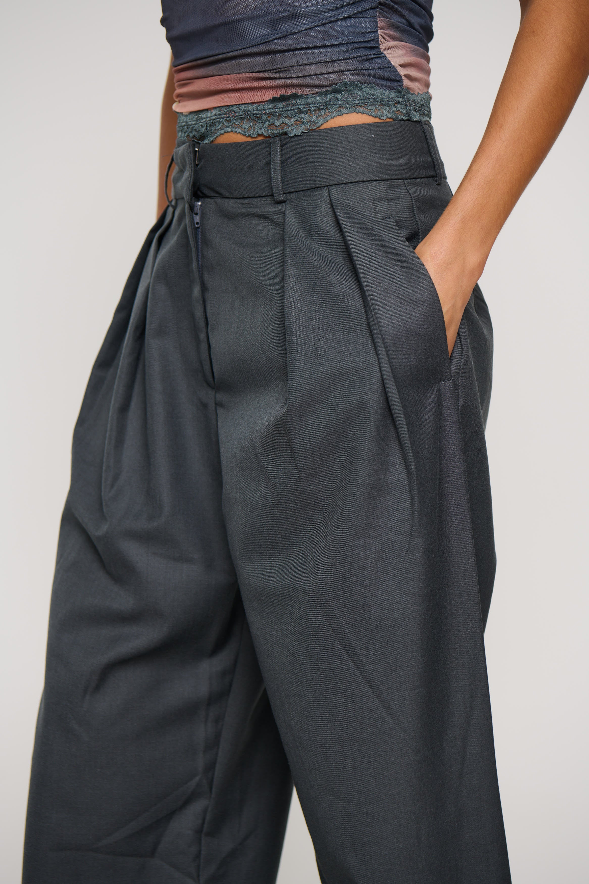 Vanessa Pant Grey