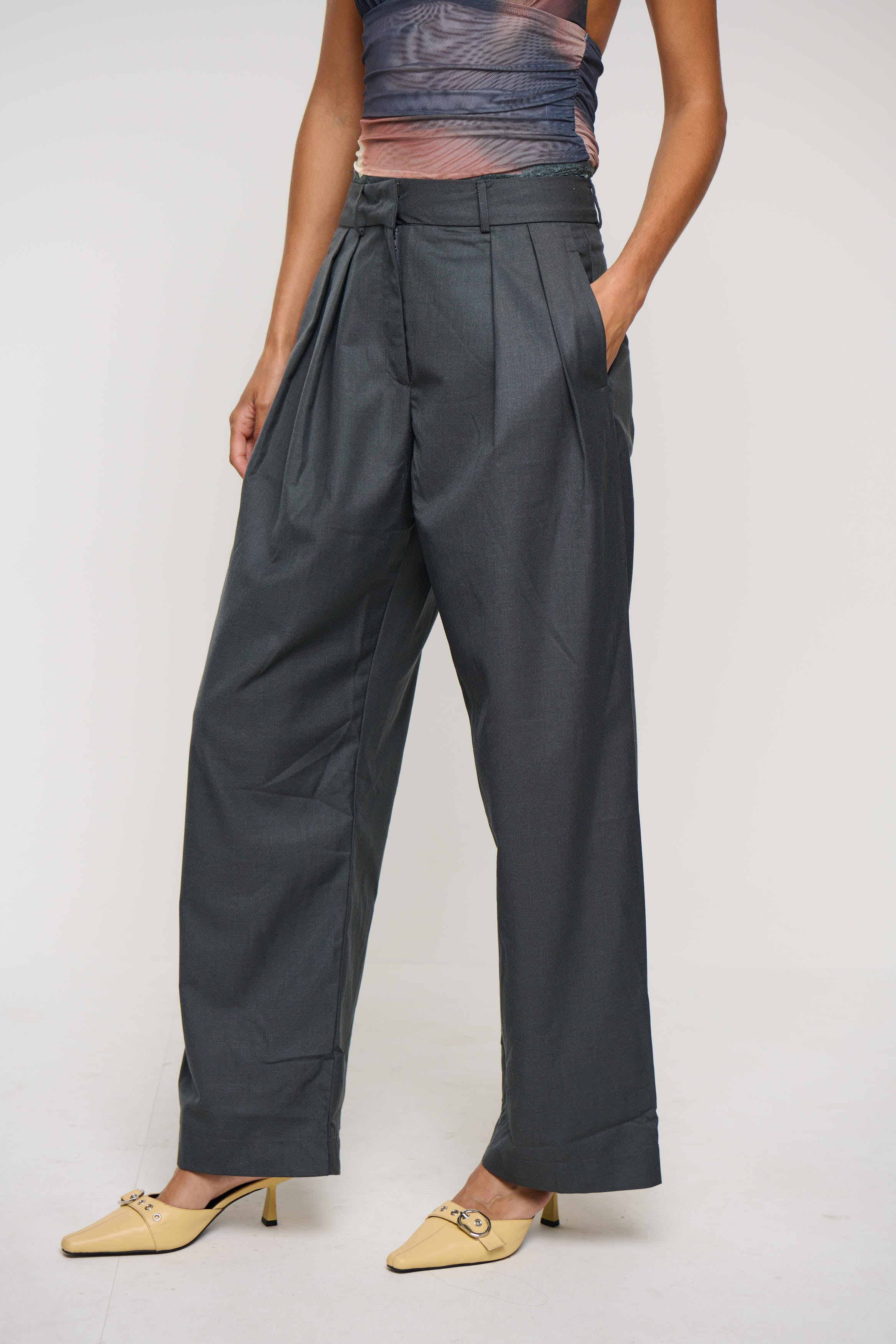 Vanessa Pant Grey