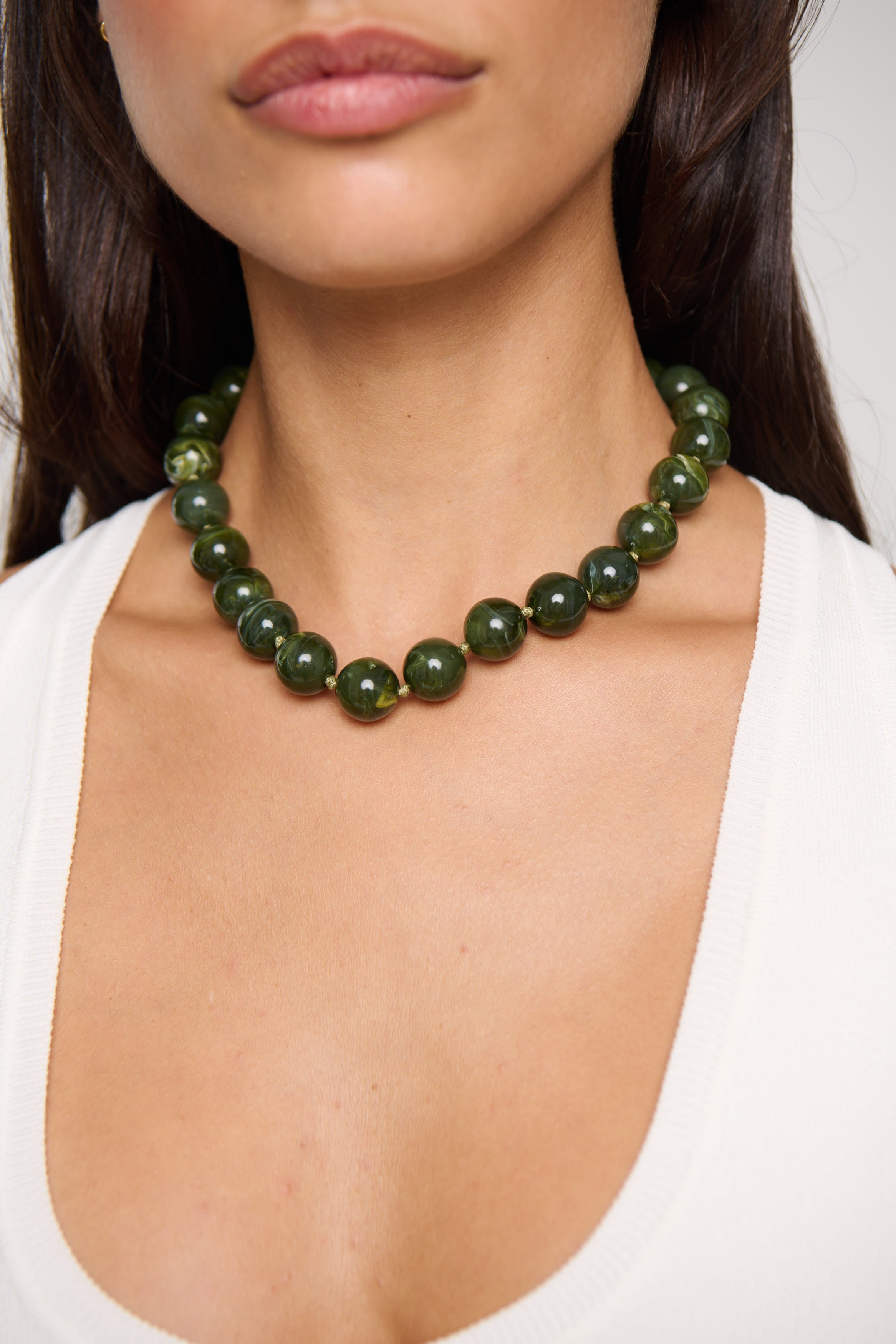 Sahara Resin Necklace Moss
