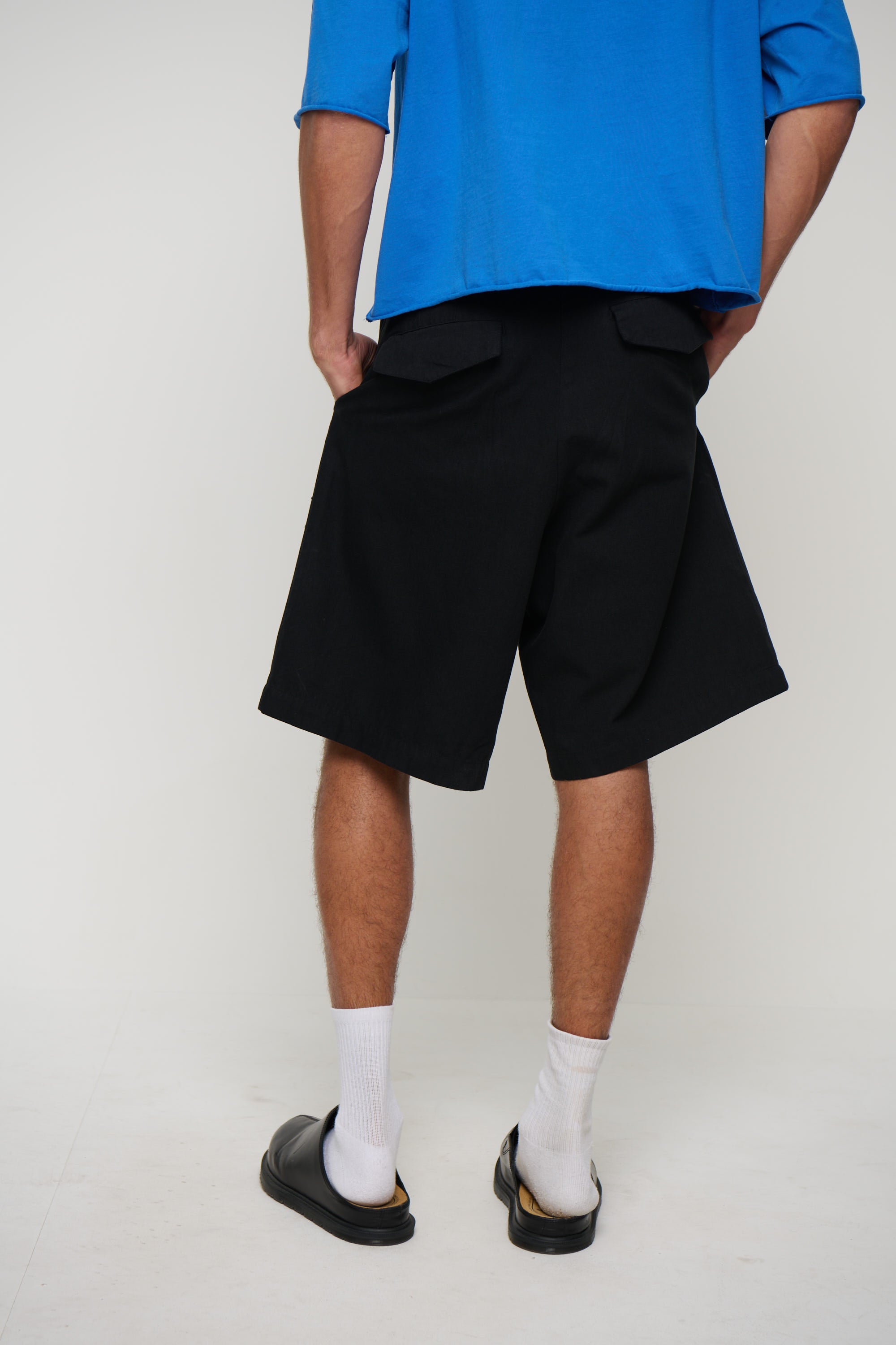 Baggy Cotton Pleat Short Black