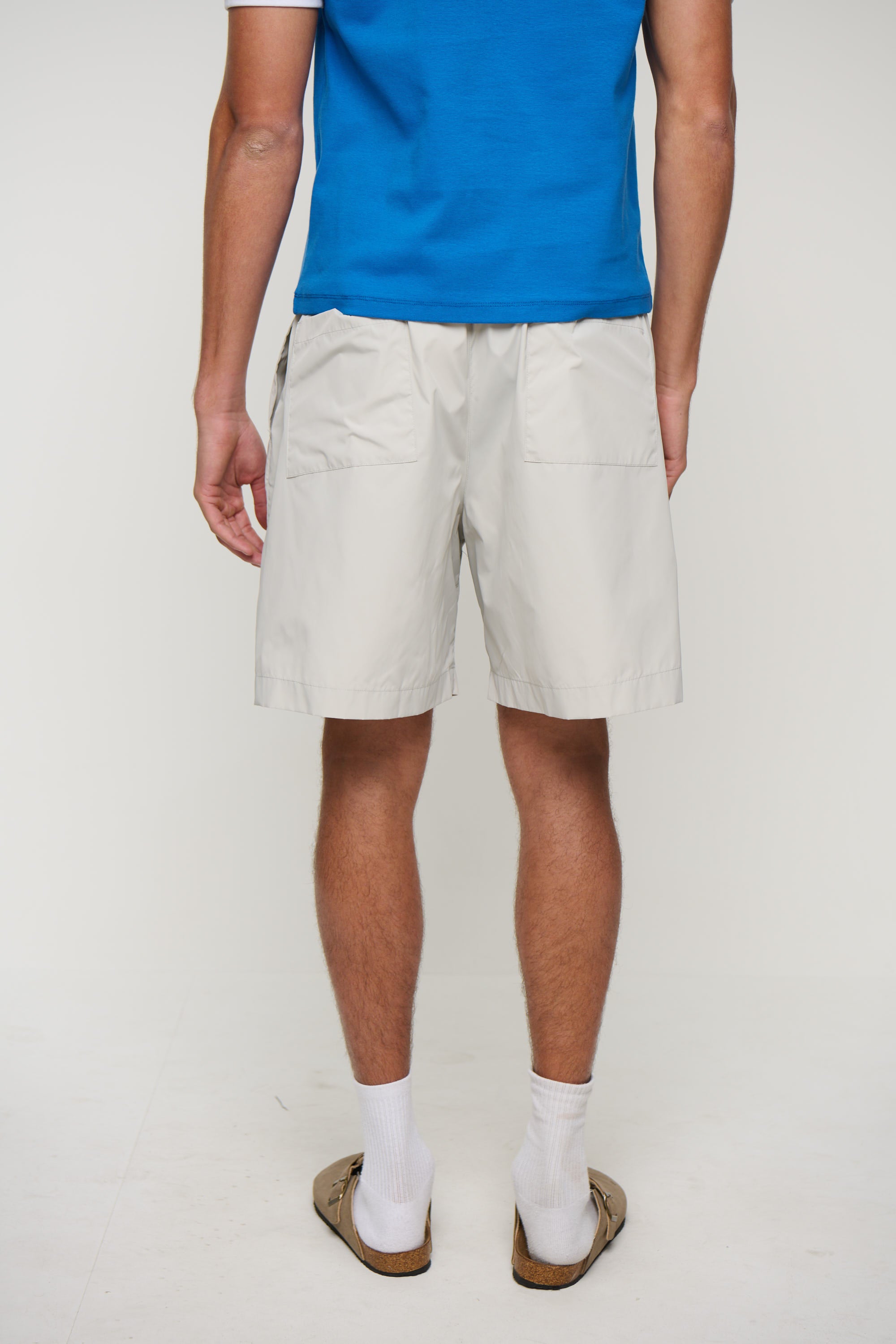 Pat Walk Short Light Grey