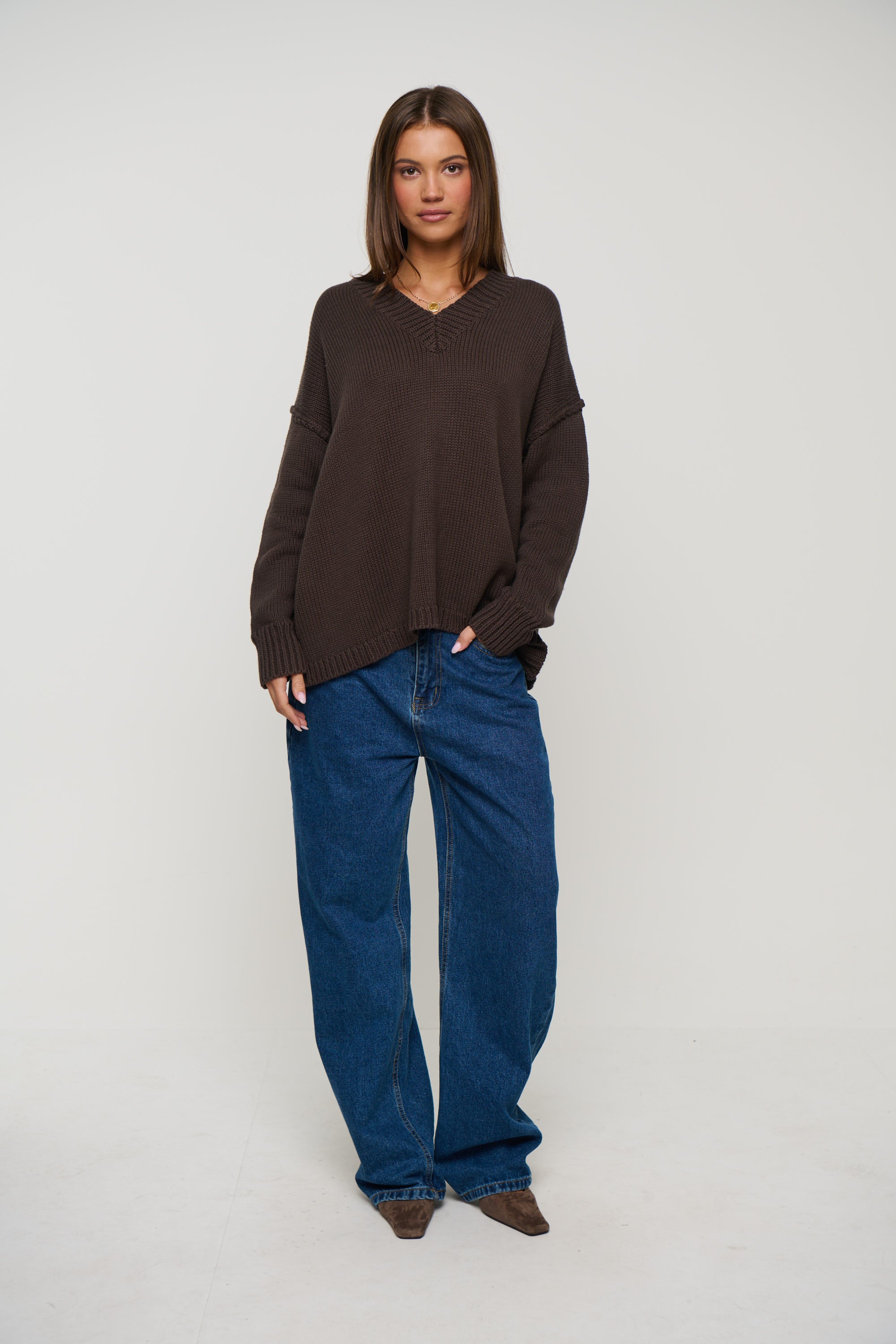 Willow V Neck Knit Chocolate