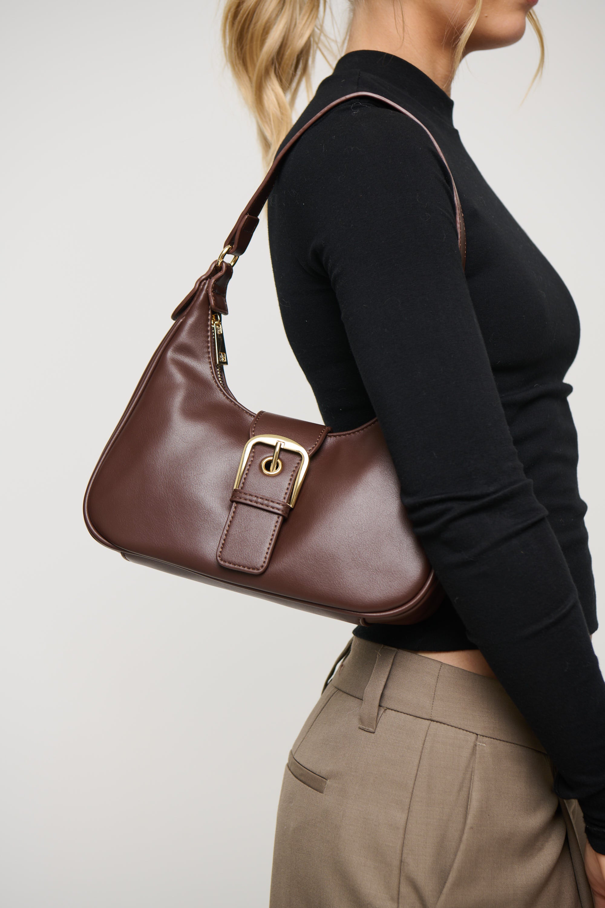 Millie Scoop Shoulder Bag Chocolate/Gold