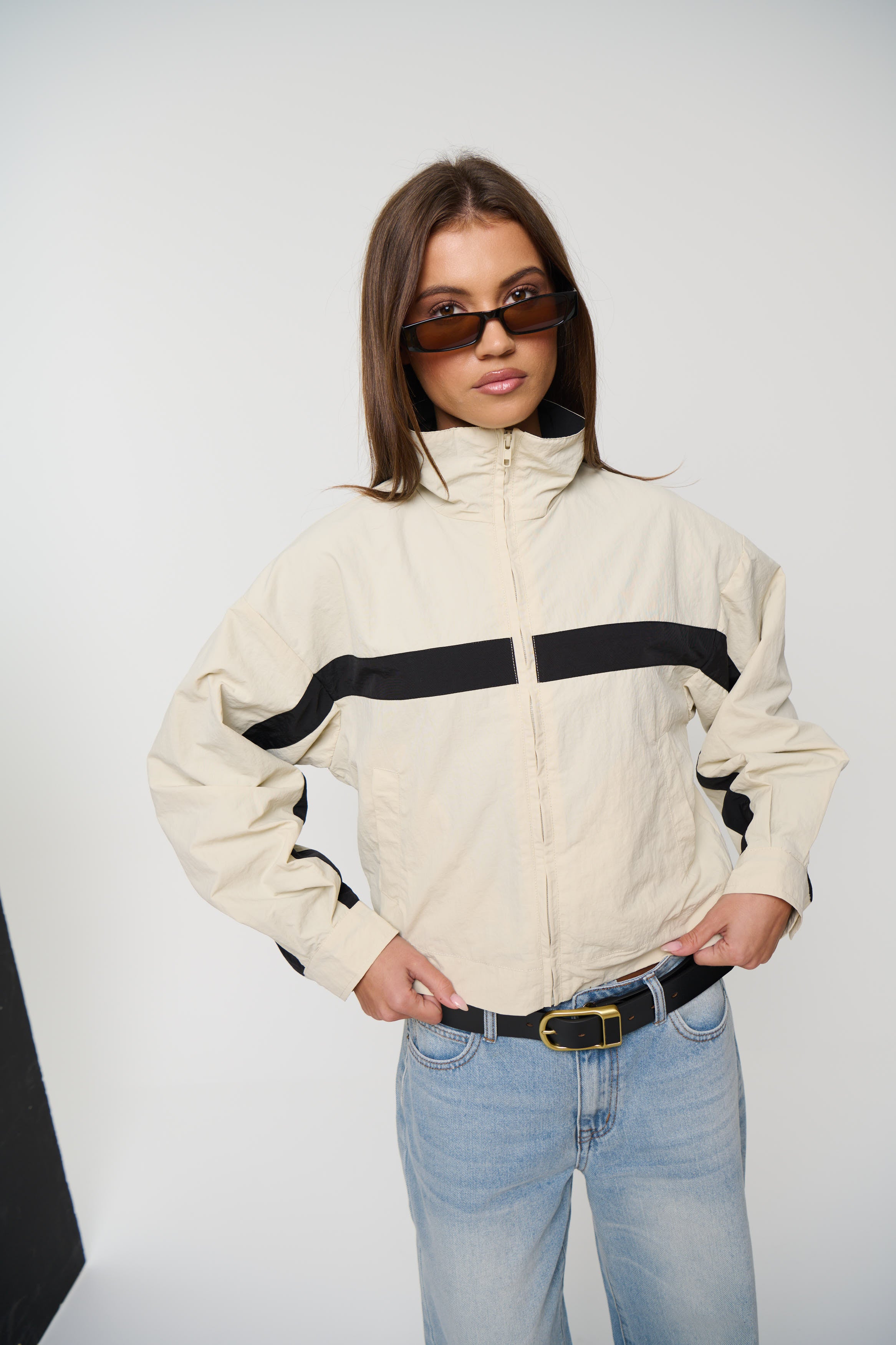 Essential Windbreaker Beige