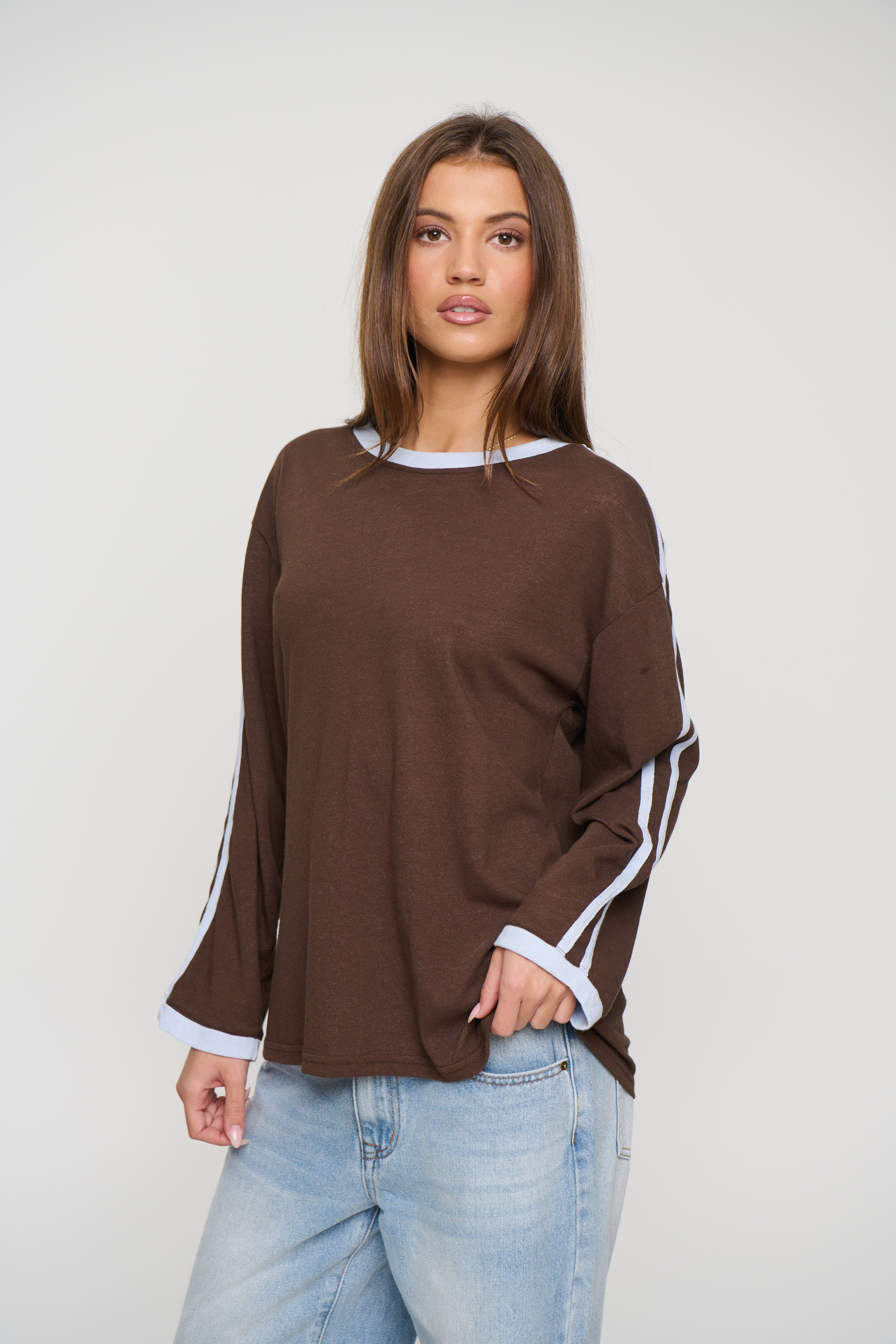 Hollis Long Sleeve Chocolate