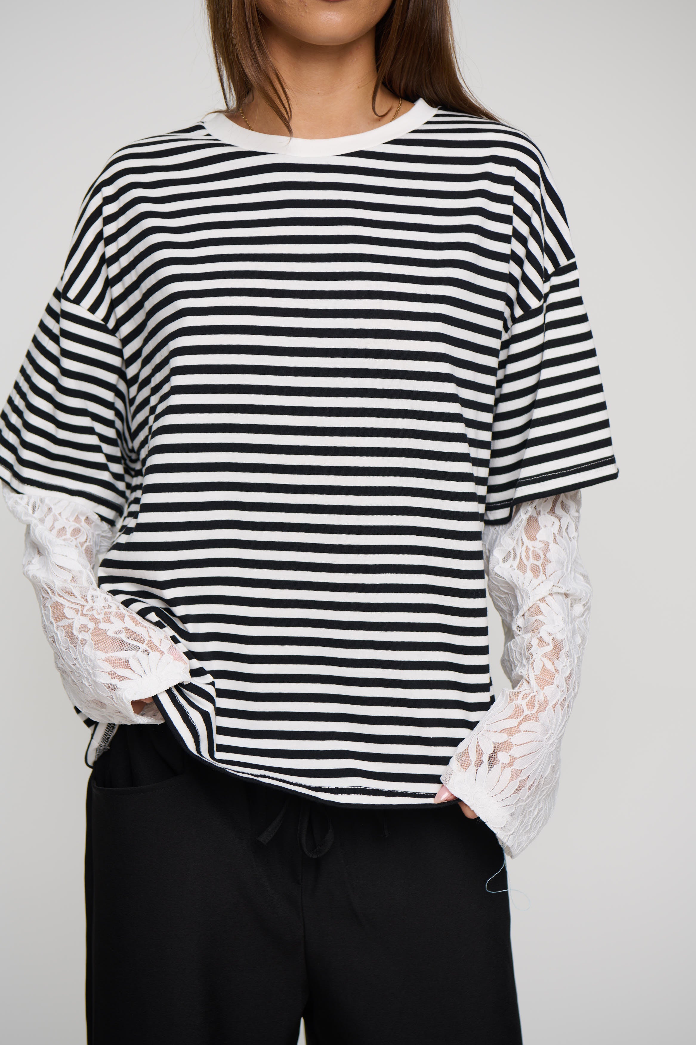 Rommy Lace Tee Black/White Stripe