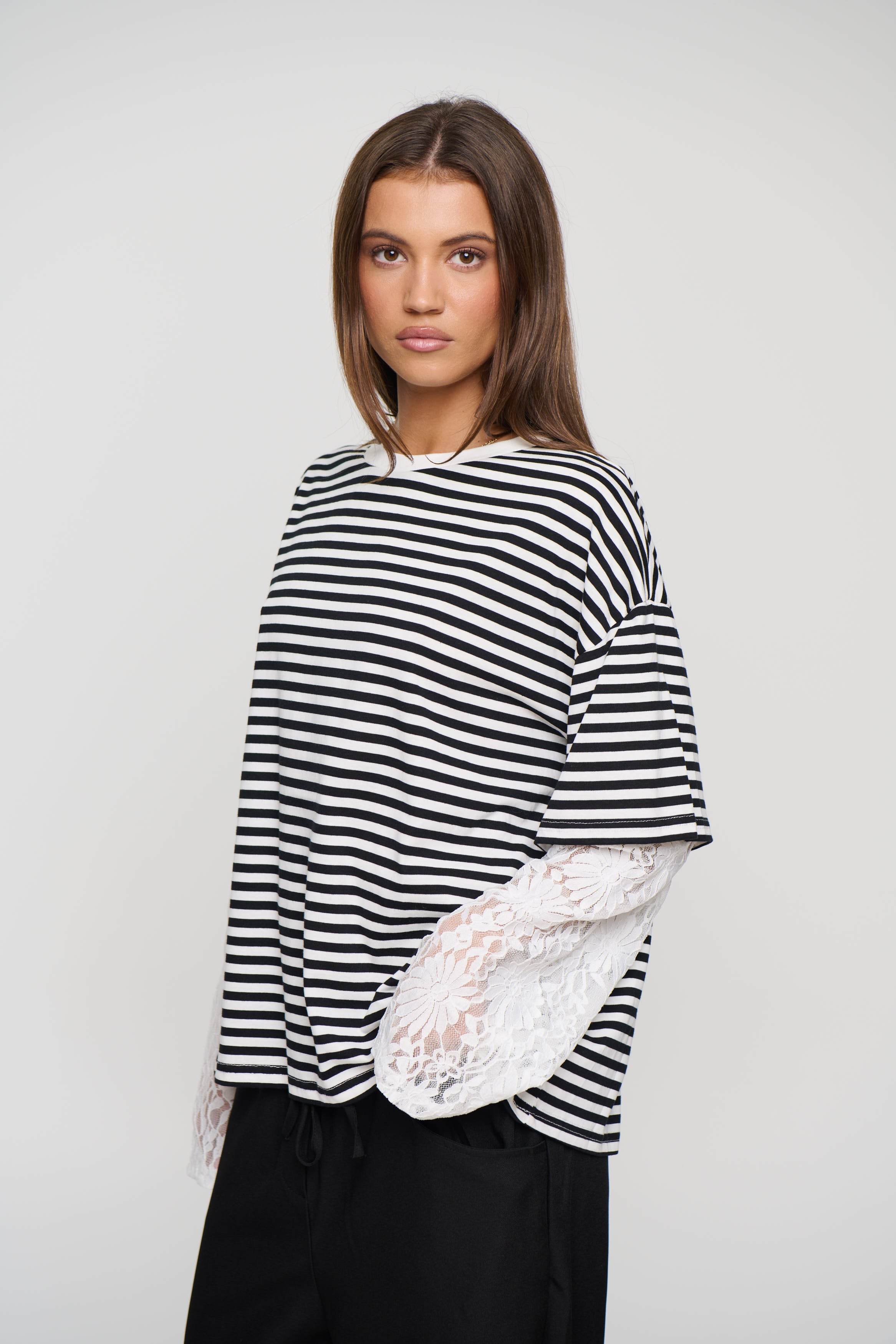 Rommy Lace Tee Black/White Stripe