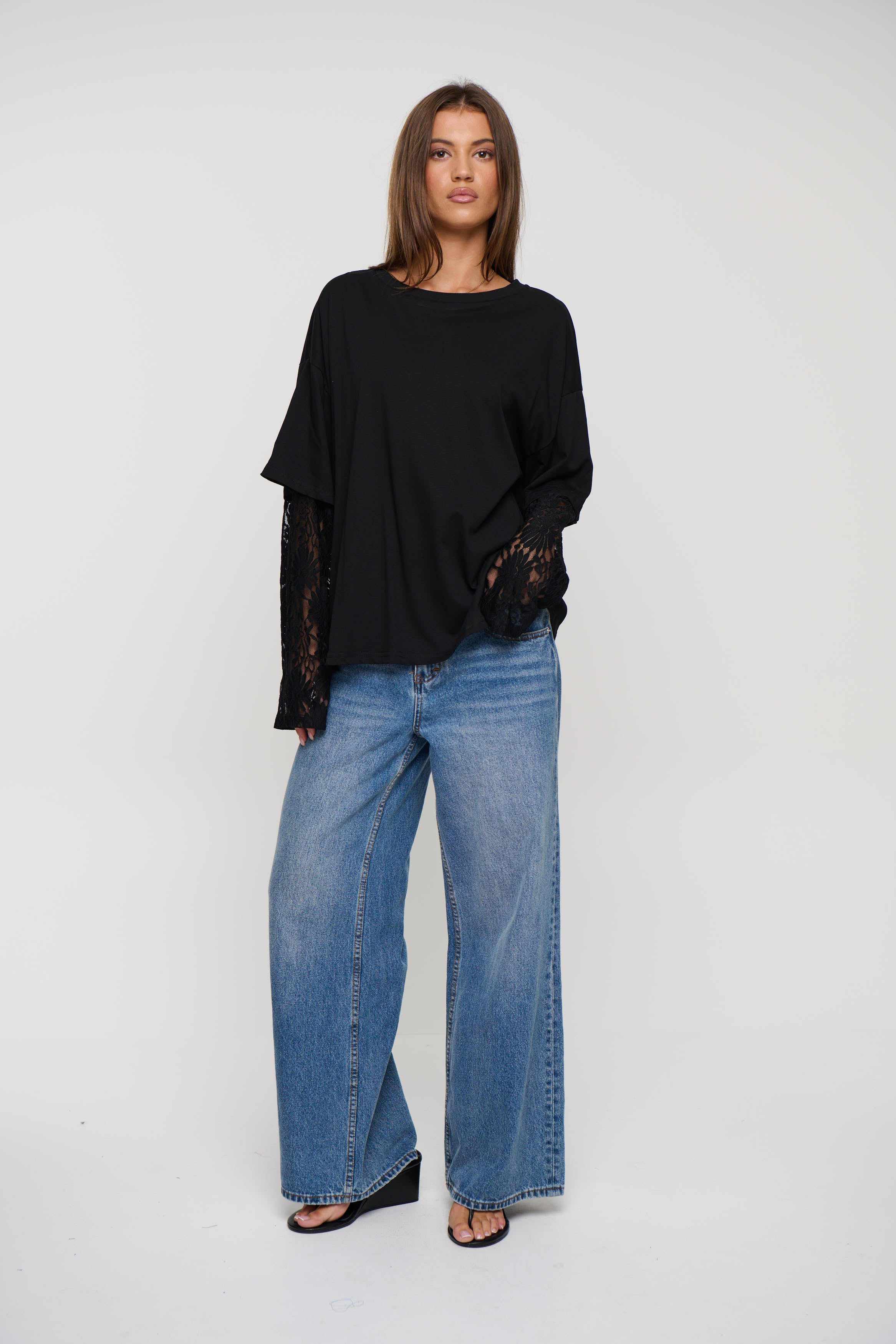 Rommy Lace Tee Black